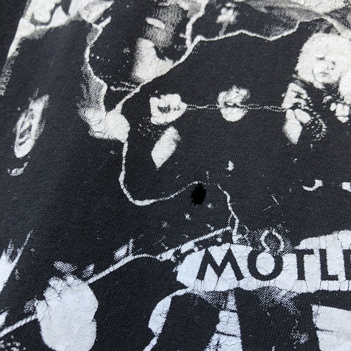 Band Tees × Vintage Vintage motley crue 1991 tee Size US XL / EU 56 / 4 - 4 Thumbnail
