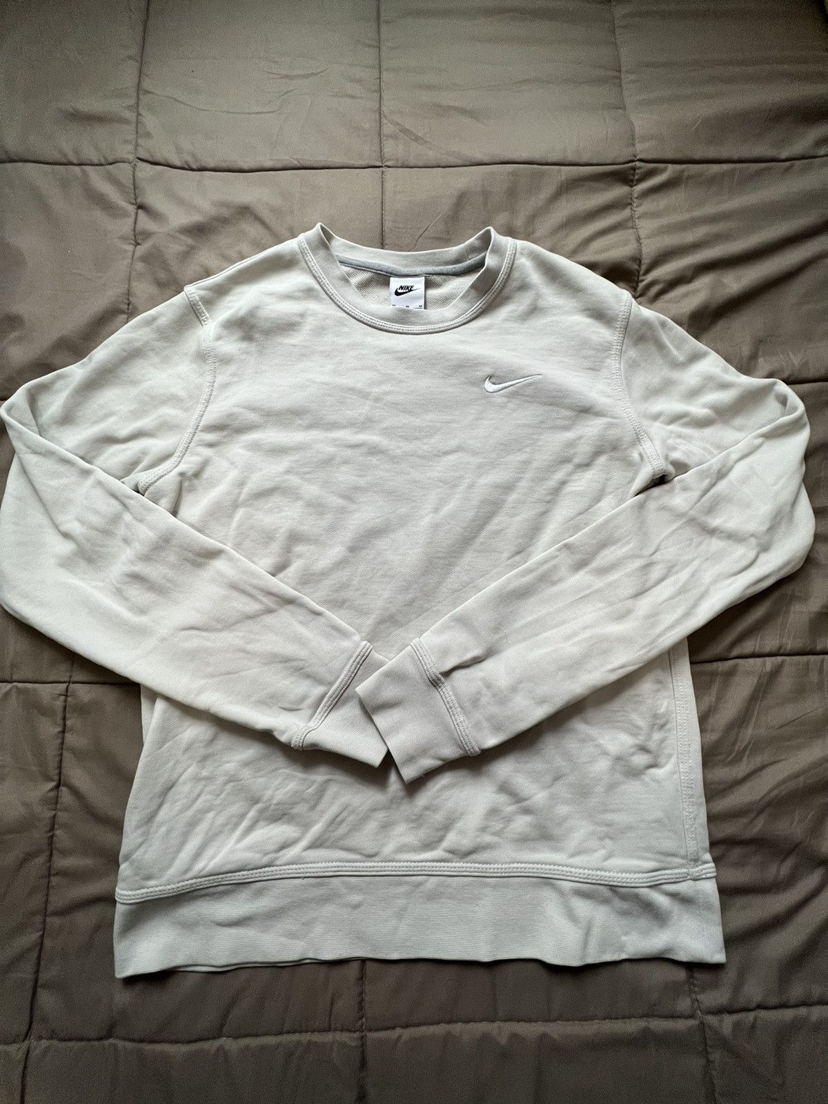nikelab light bone