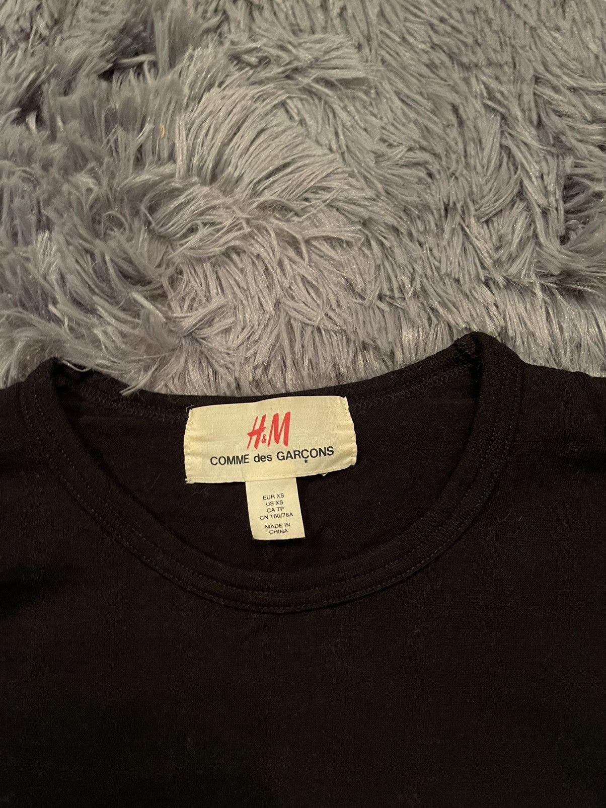 Comme des Garcons × H&M Comme des Garçons x H&M avant garde patchwork sweater Size XS / US 0-2 / IT 36-38 - 2 Thumbnail
