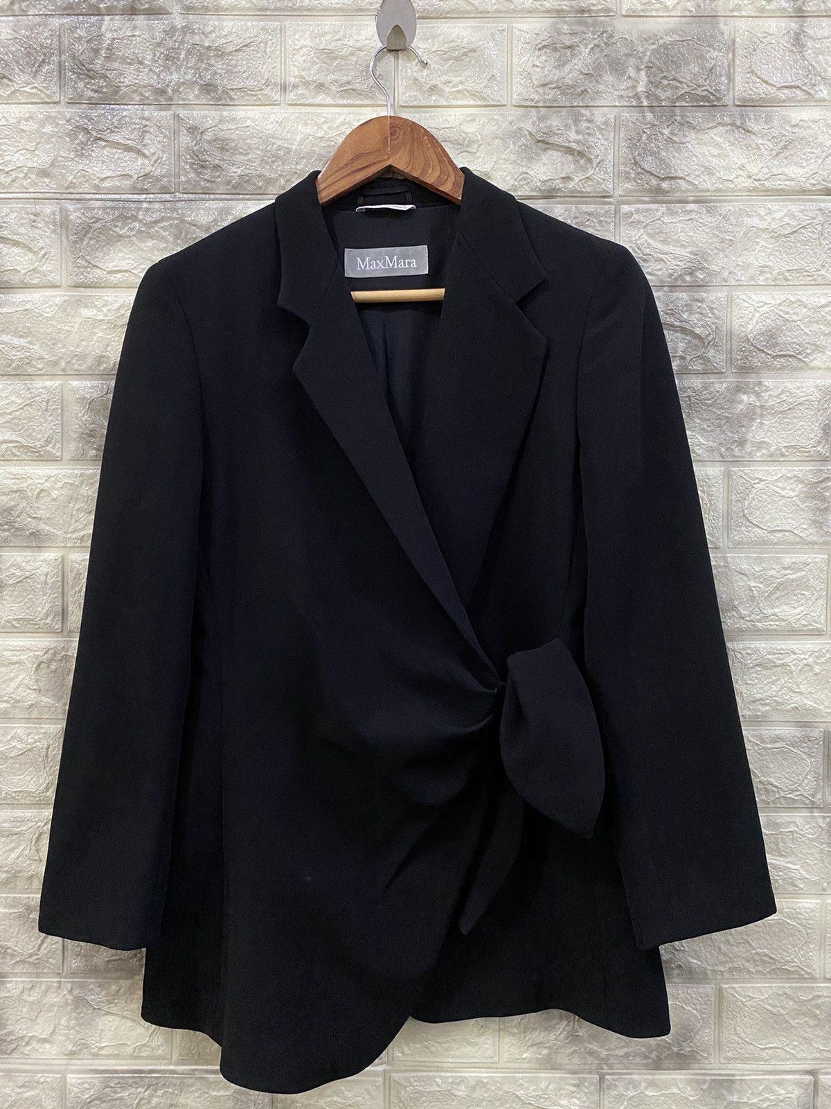 Other MAX MARA JACKET NICE DESIGN Size US XS / EU 42 / 0 - 1 Thumbnail