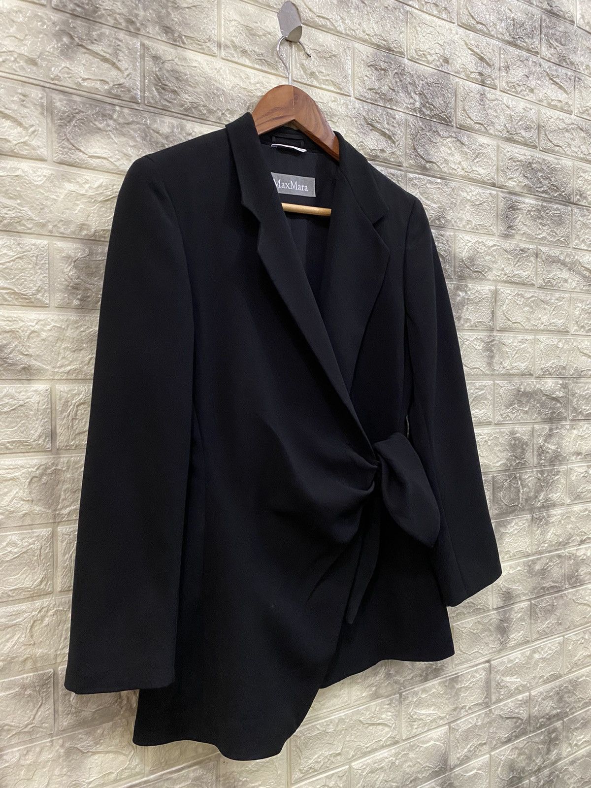 Other MAX MARA JACKET NICE DESIGN Size US XS / EU 42 / 0 - 3 Thumbnail