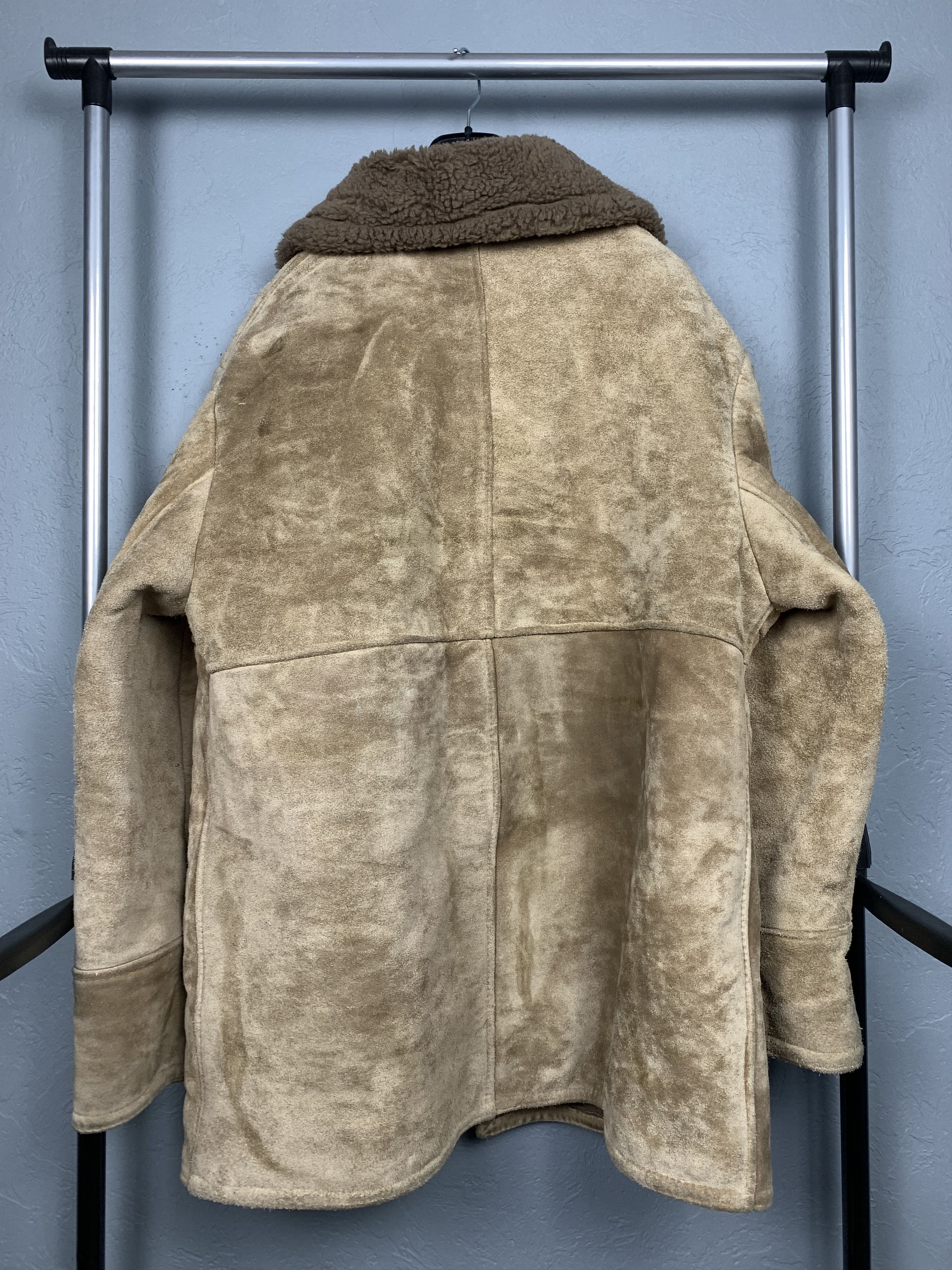 Other Vintage American Military Wear B-3 Sheepskin Jacket Coat Size US XL / EU 56 / 4 - 5 Thumbnail