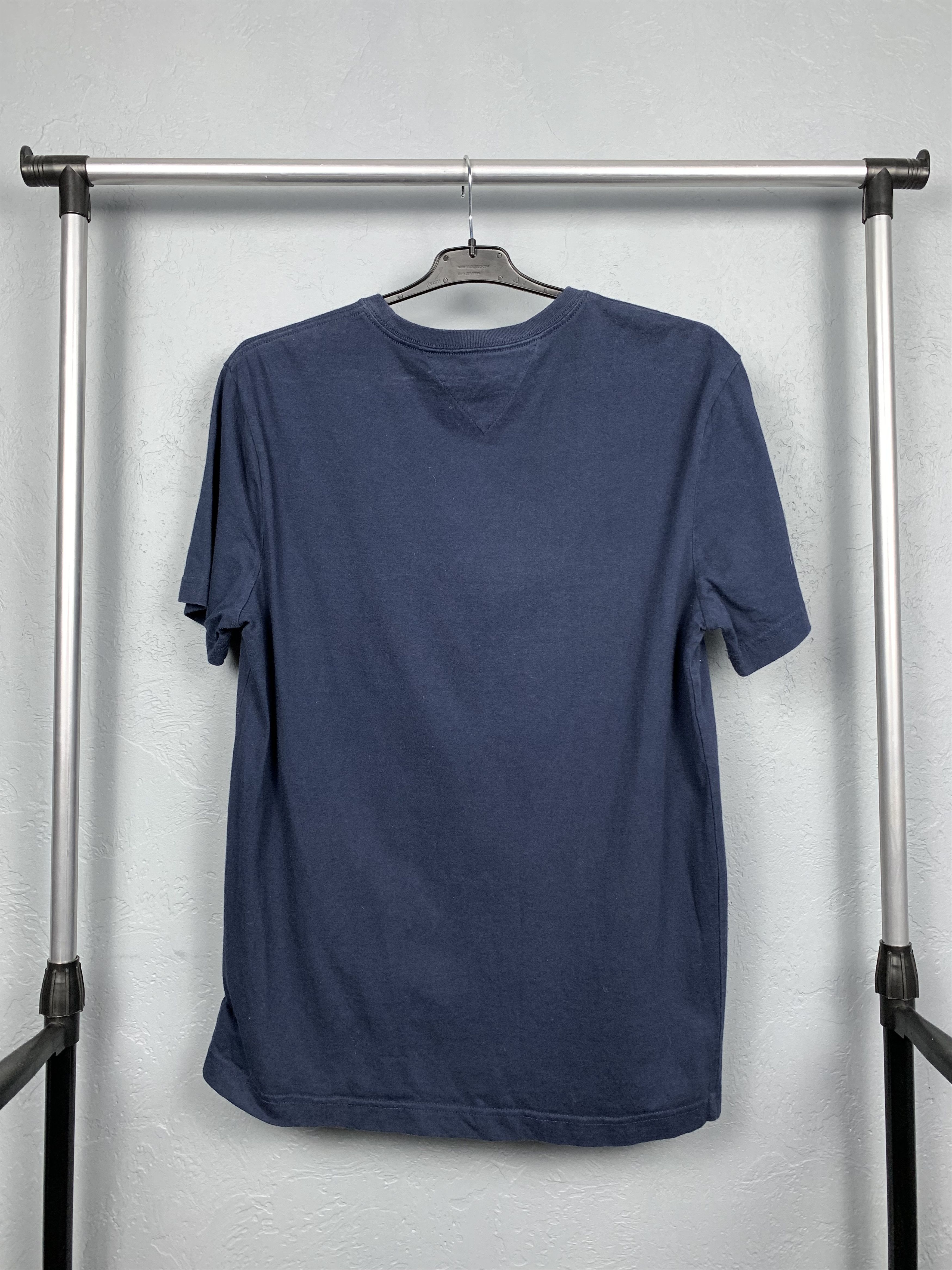 Other × Tommy Hilfiger × Vintage Vintage Tommy Hilfiger Mens T-Shirt Size US M / EU 48-50 / 2 - 5 Thumbnail