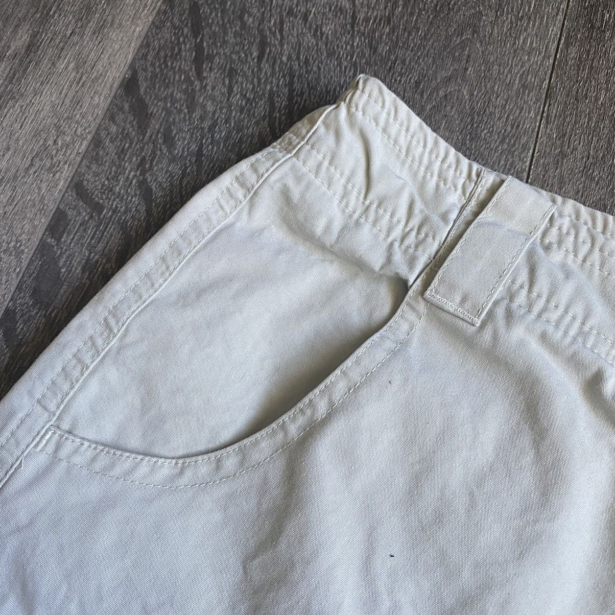 Nike Vintage 2000s Nike Basic Swoosh Logo Cargo Khaki Shorts Size US 28 / EU 44 - 5 Thumbnail