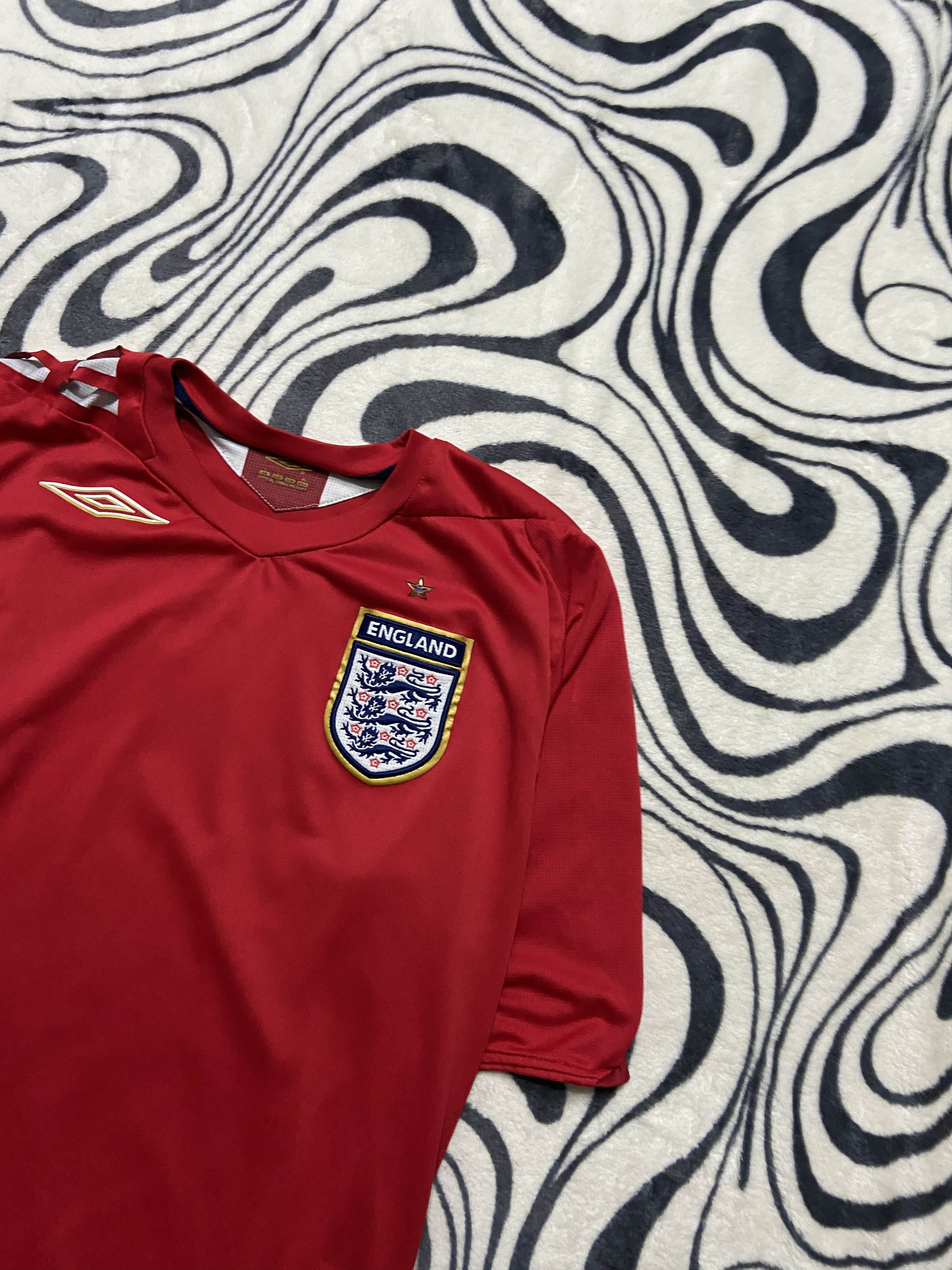 Umbro England Umbro Vintage Home Jersey Size US L / EU 52-54 / 3 - 2 Thumbnail