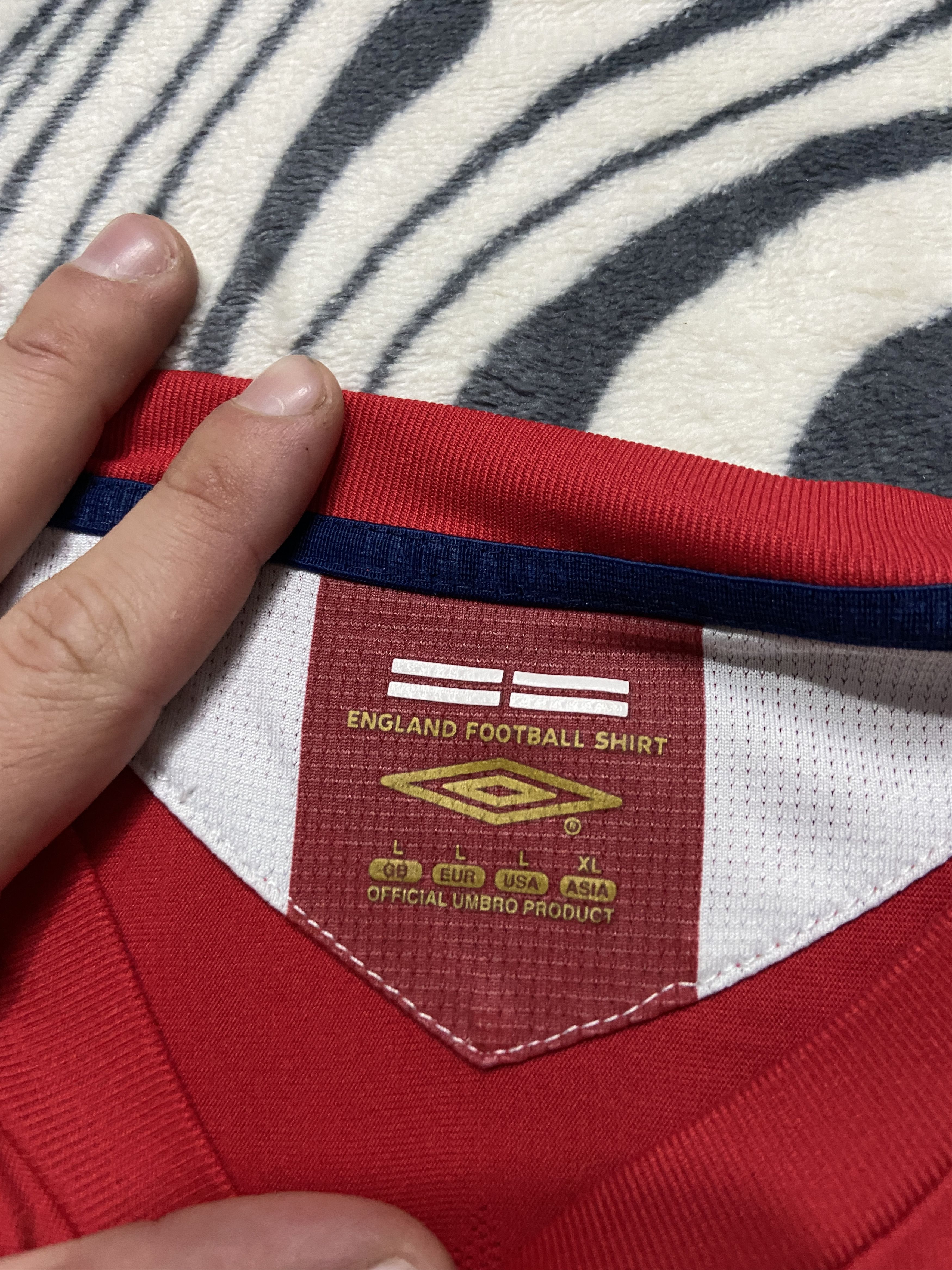 Umbro England Umbro Vintage Home Jersey Size US L / EU 52-54 / 3 - 3 Thumbnail