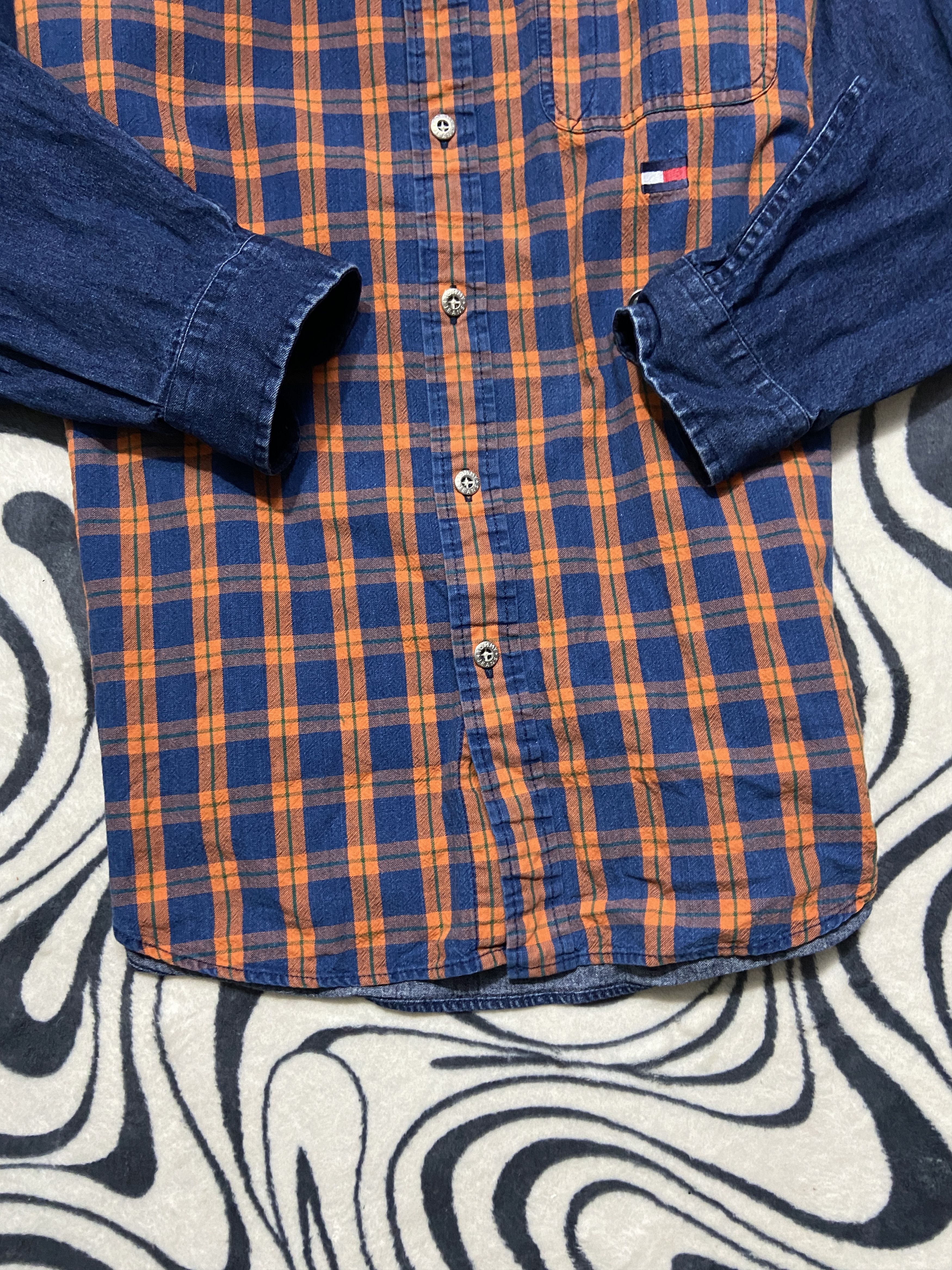 Flannel × Tommy Hilfiger × Vintage Tommy Hilfiger Vintage Mens Denim Plaid Shirt Size US XL / EU 56 / 4 - 3 Thumbnail