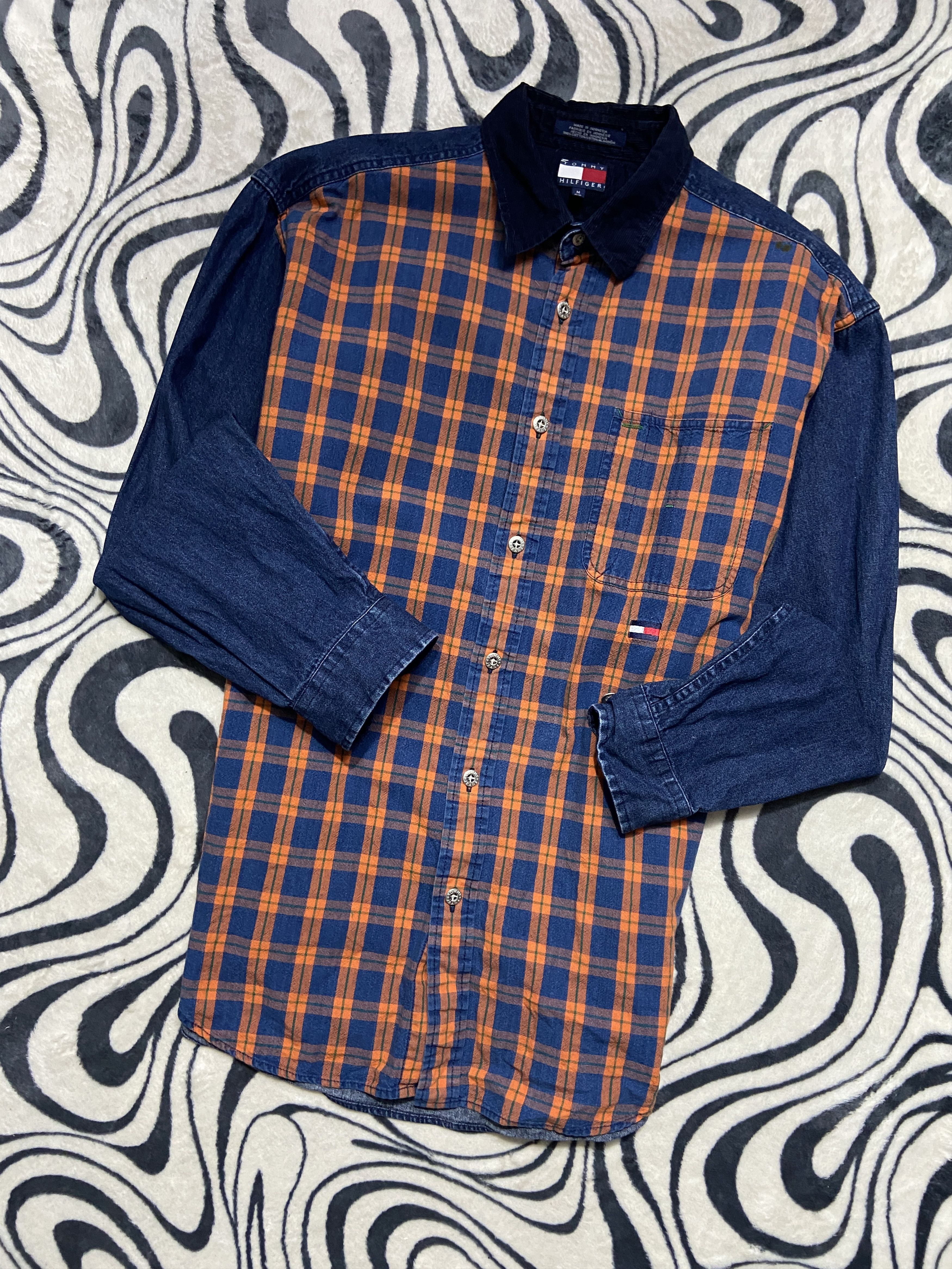 Flannel × Tommy Hilfiger × Vintage Tommy Hilfiger Vintage Mens Denim Plaid Shirt Size US XL / EU 56 / 4 - 1 Thumbnail