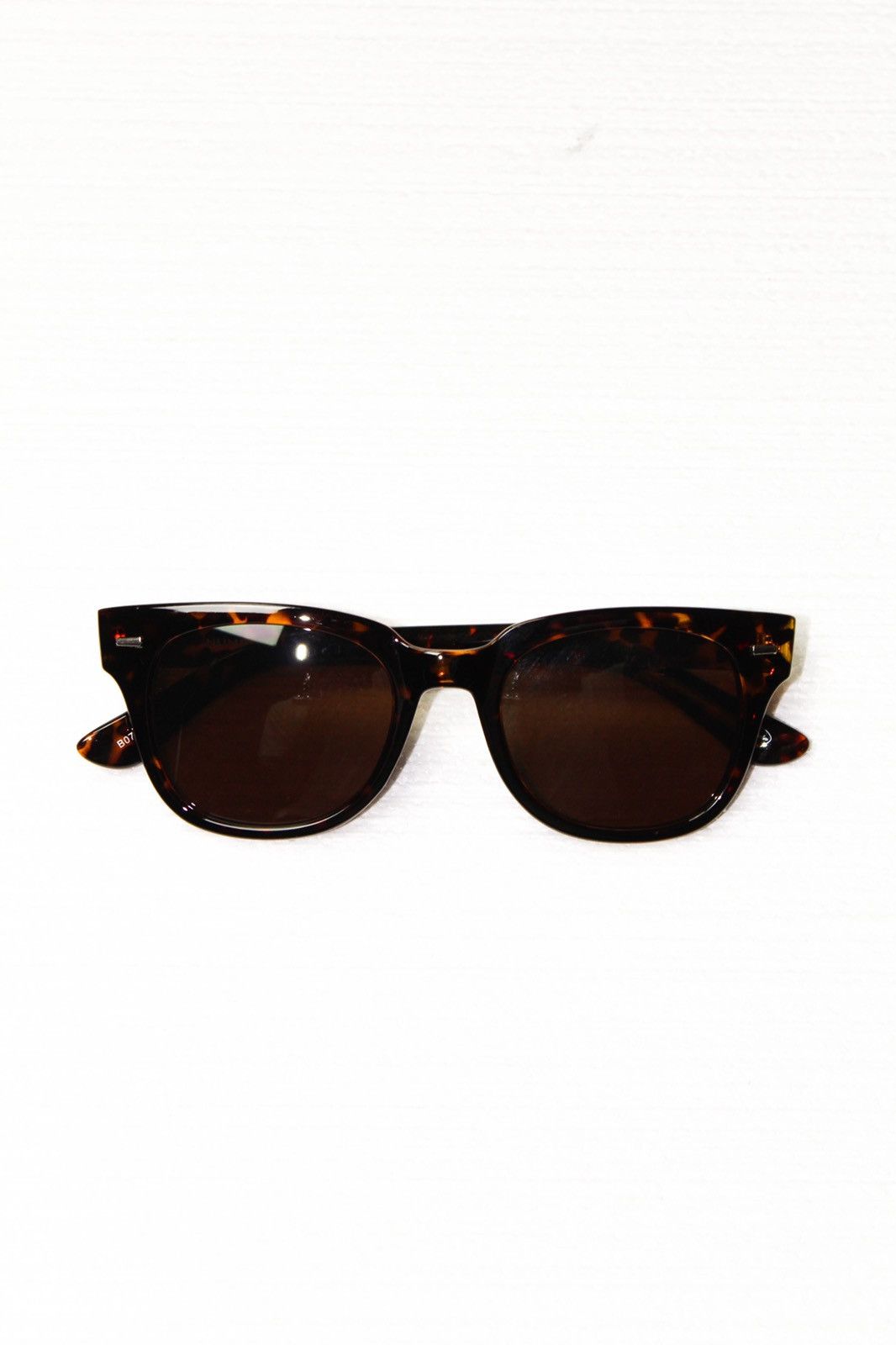 Wayfarer Sunglasses (Tortoise)