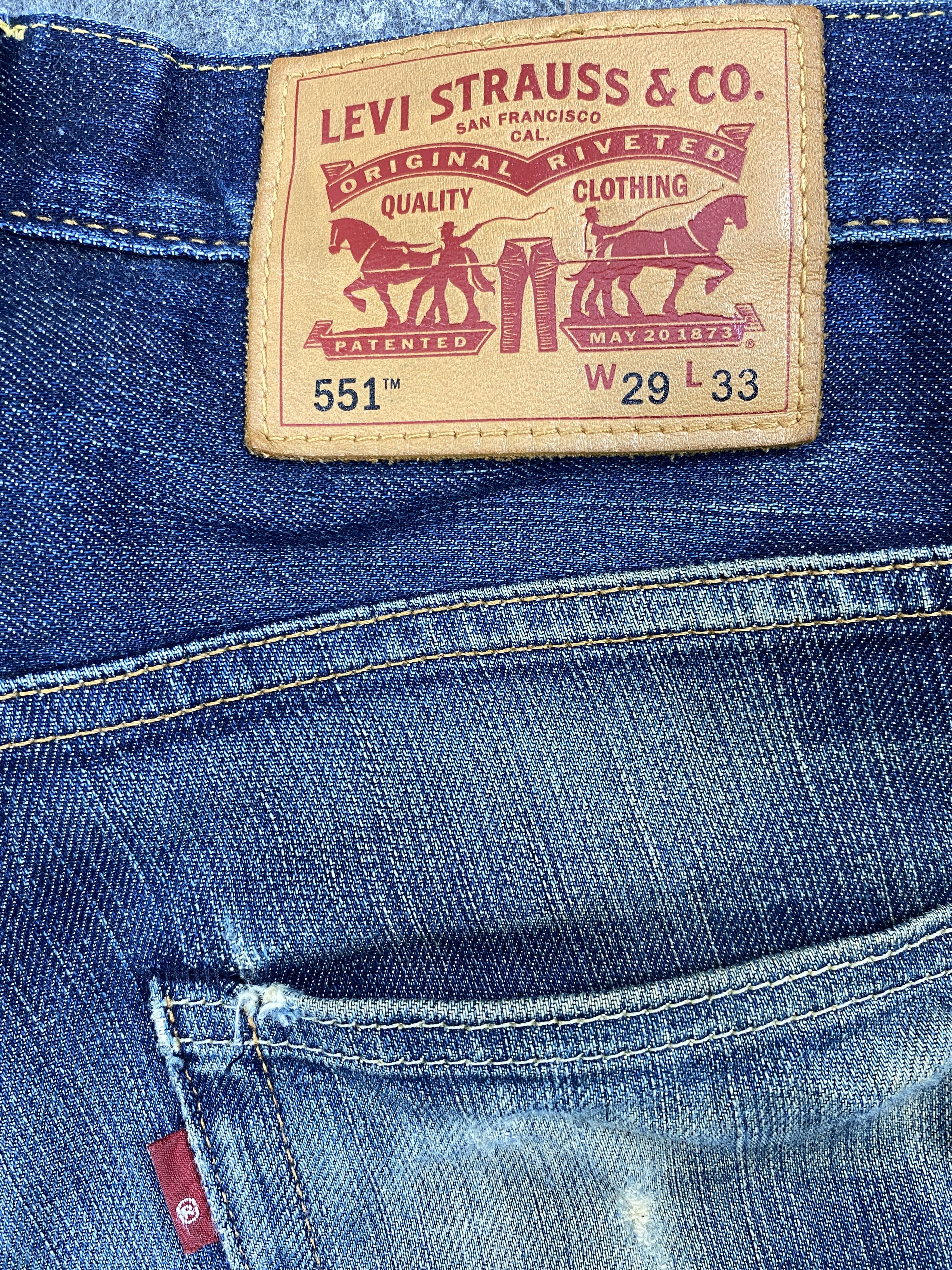 Levi's Dirty Used Blue Levi's 551 Jeans 29x32.5 Denim -SJ068 Size US 29 - 9 Thumbnail