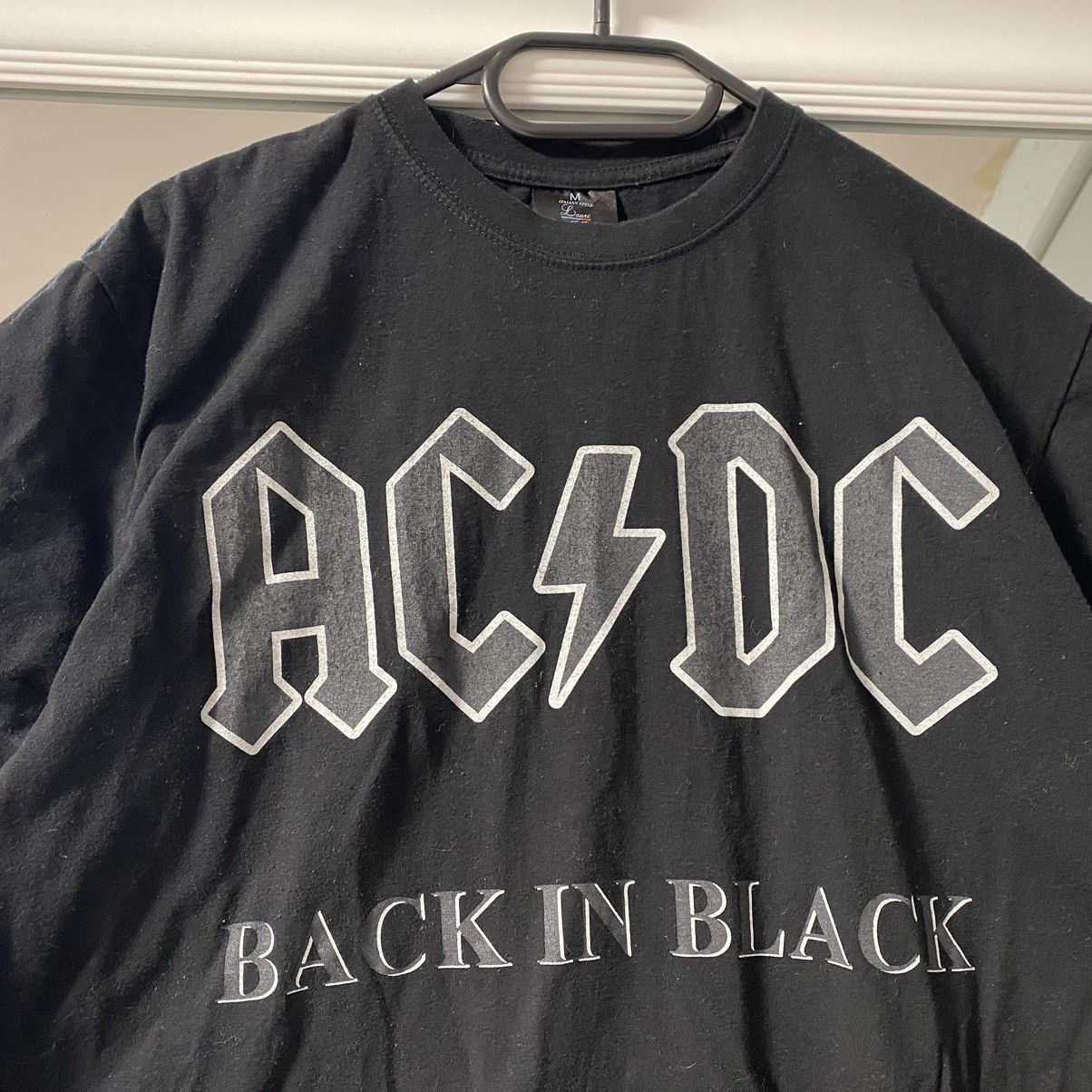 Band Tees VINTAGE AC DC BACK IN BLACK BOXY T SHIRT Size US M / EU 48-50 / 2 - 3 Thumbnail