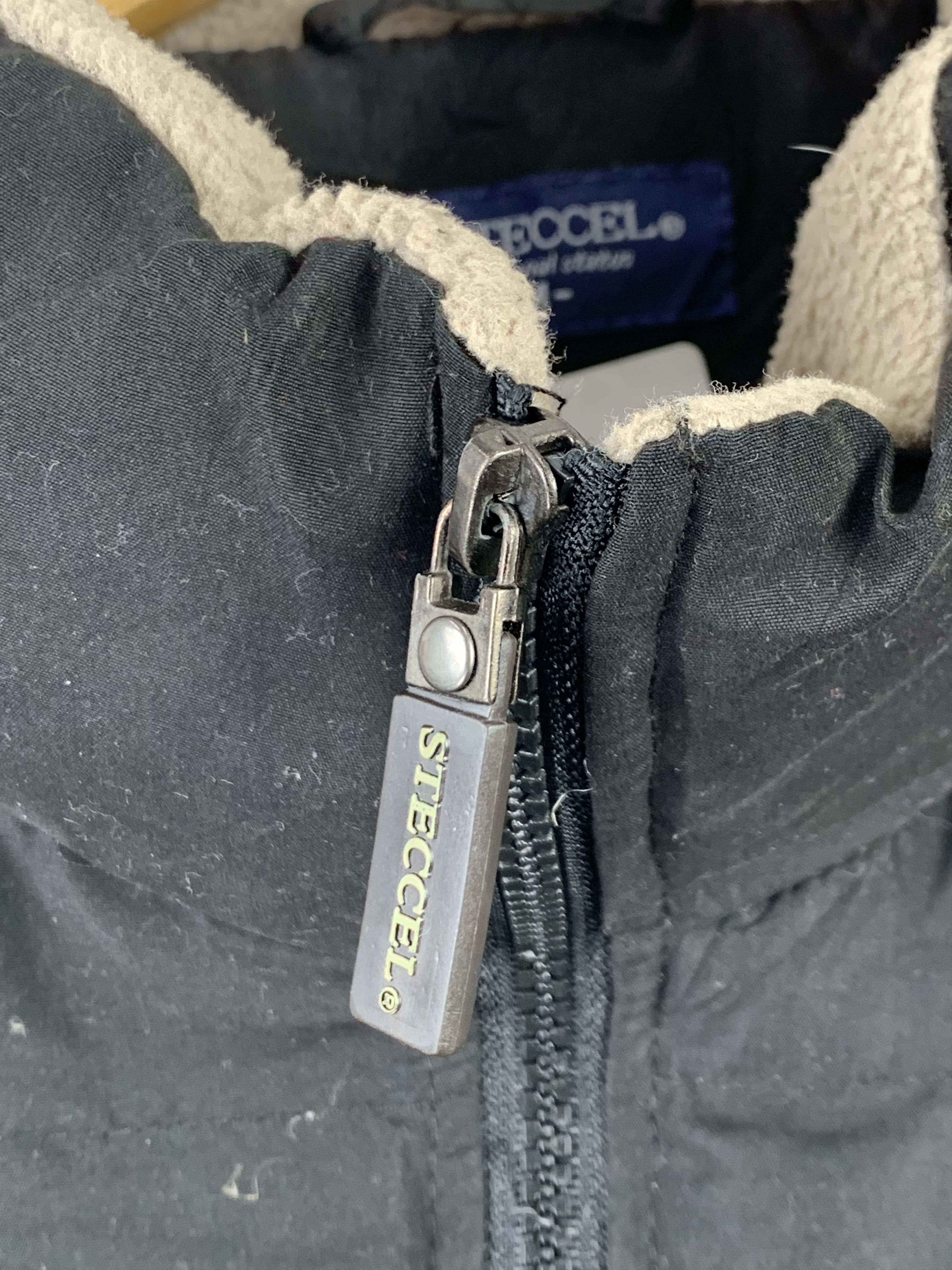 Japanese Brand Vintage Japanese Brand Puffer Bomber Jacket J1502 Size US M / EU 48-50 / 2 - 12 Thumbnail