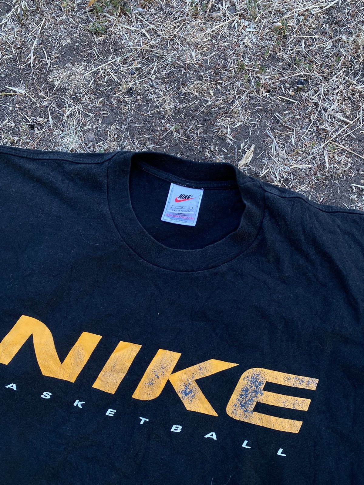 Nike Vintage 90s Nike tee streetwear big logo swoosh size XL Size US XL / EU 56 / 4 - 4 Thumbnail