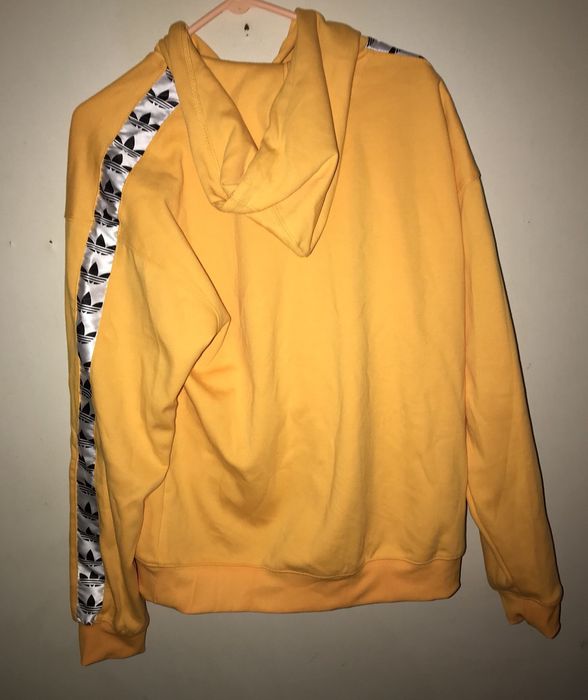 Adidas hoodie tnt hot sale tape yellow