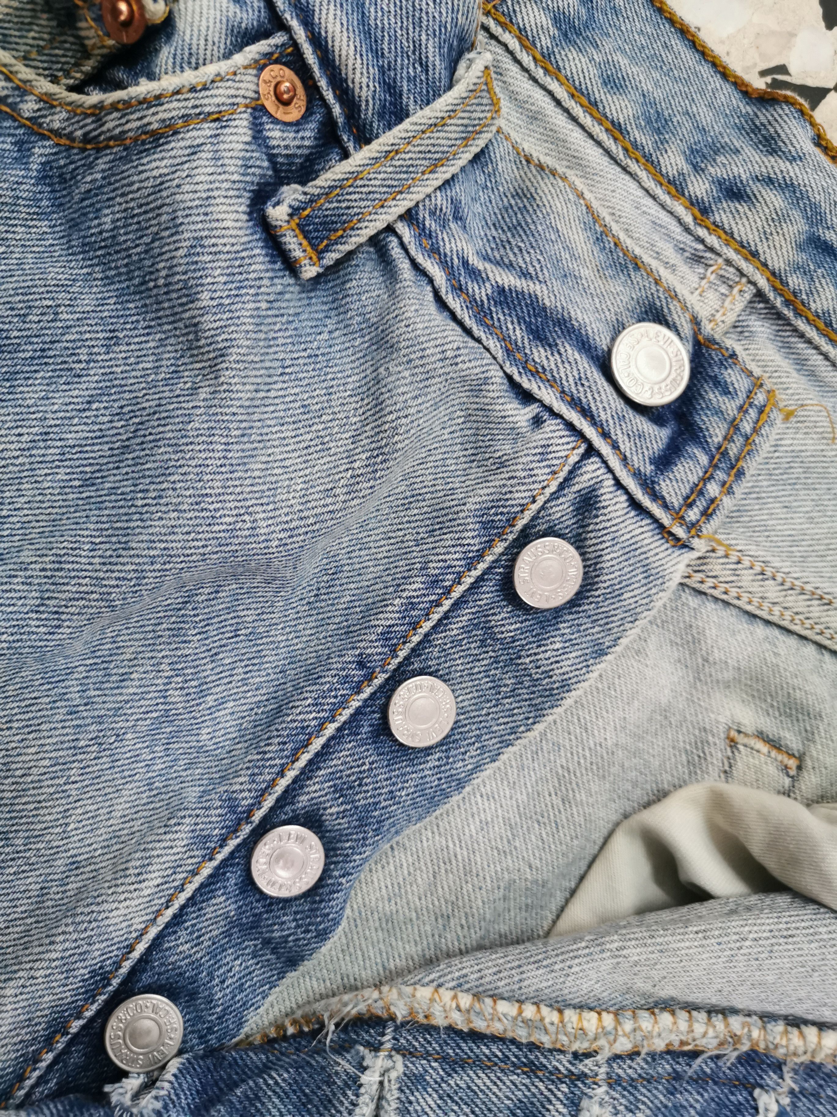 Levi's Vintage Clothing 80s Levi's 501 Vintage Size US 30 / EU 46 - 14 Thumbnail