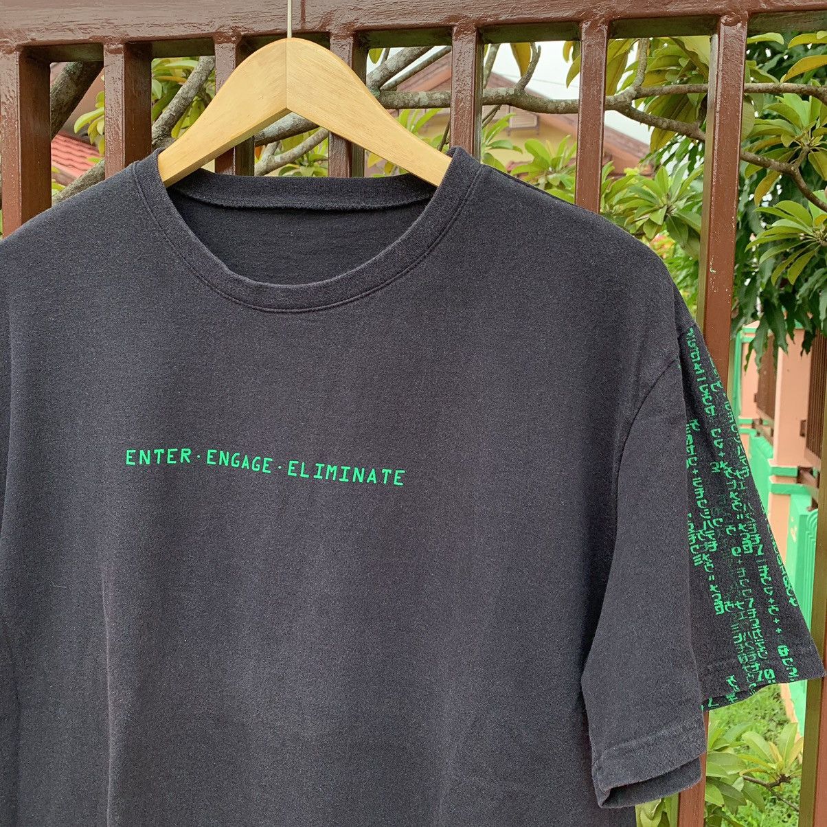 Other 💸ACCEPTOFFER💸 Vintage Enter The Matrix Promo Tee Game Size US M / EU 48-50 / 2 - 2 Thumbnail