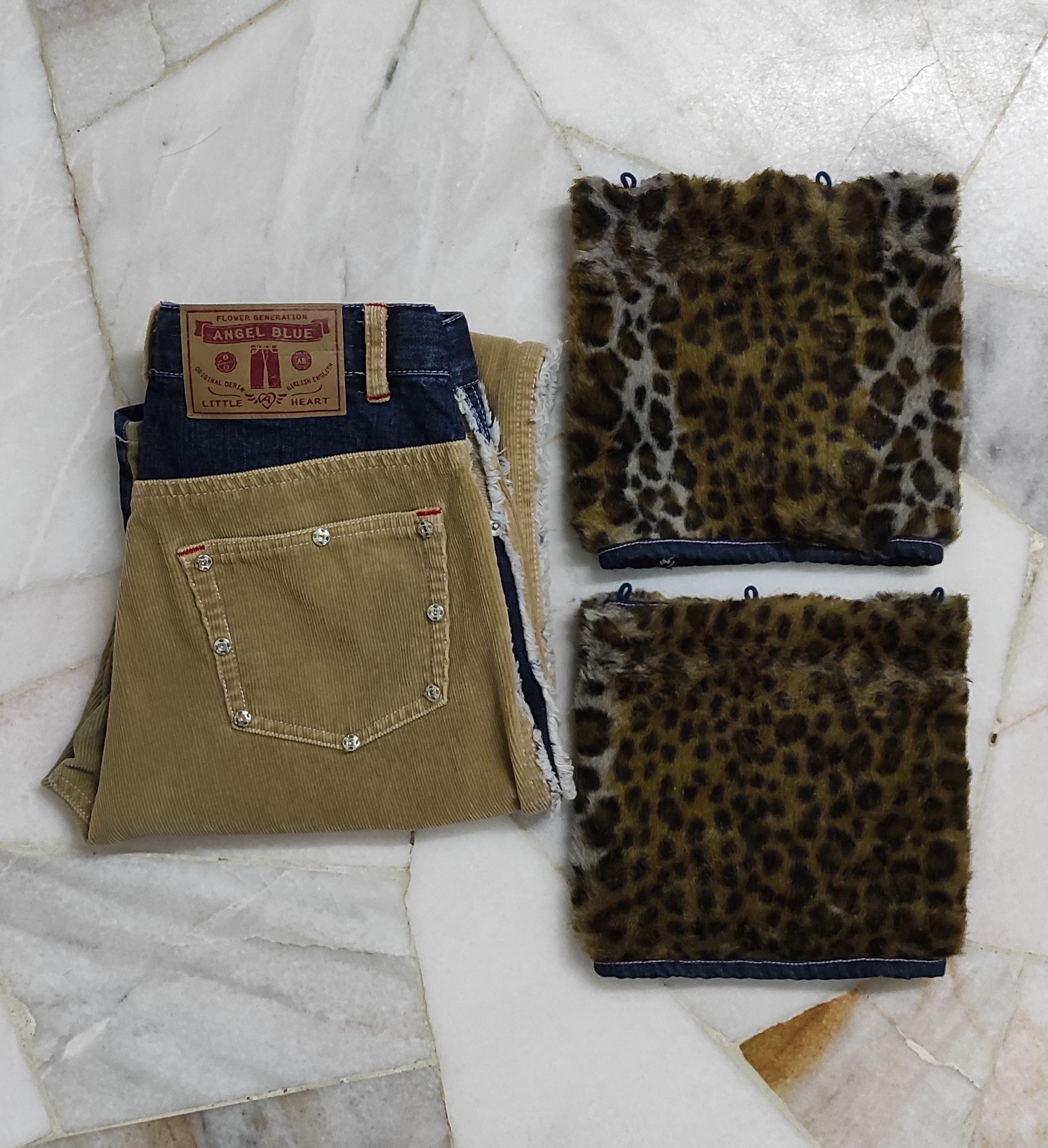 Angel Blue ANGEL BLUE hybrid jeans with detachable ankle leopard fur Size 27" / US 4 / IT 40 - 4 Thumbnail