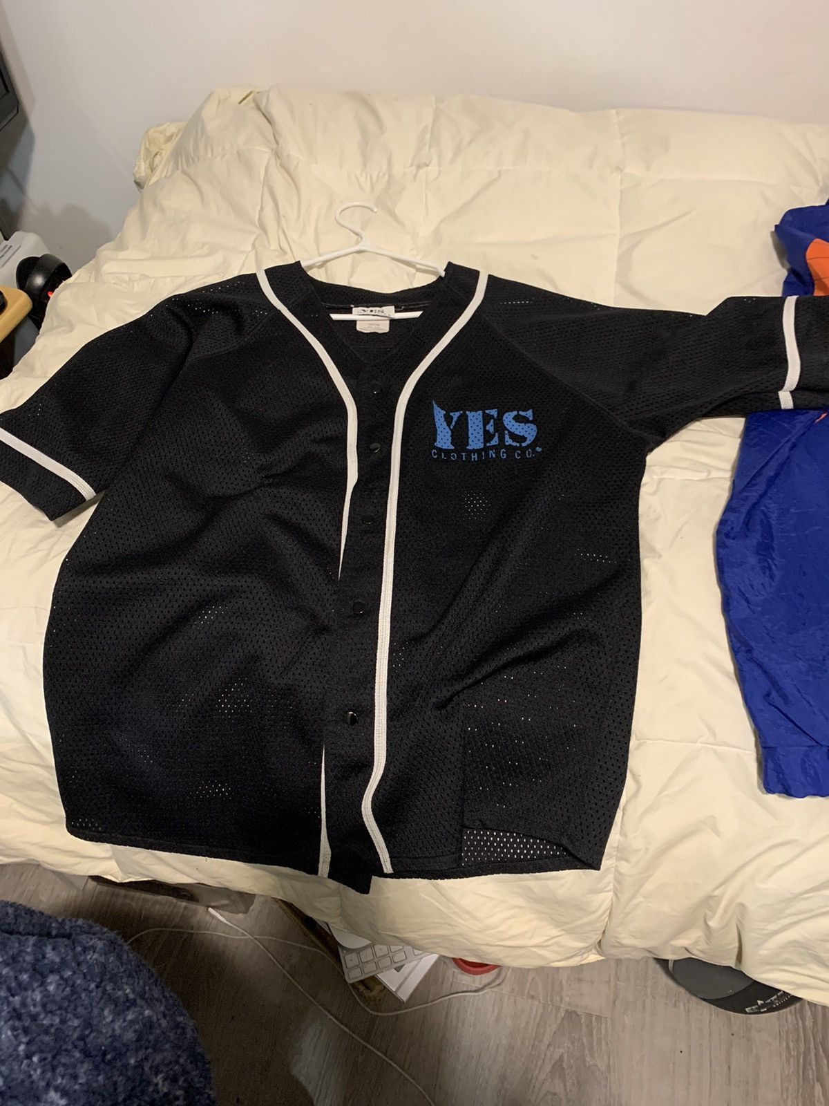 YES clothing co. Jersey shirt