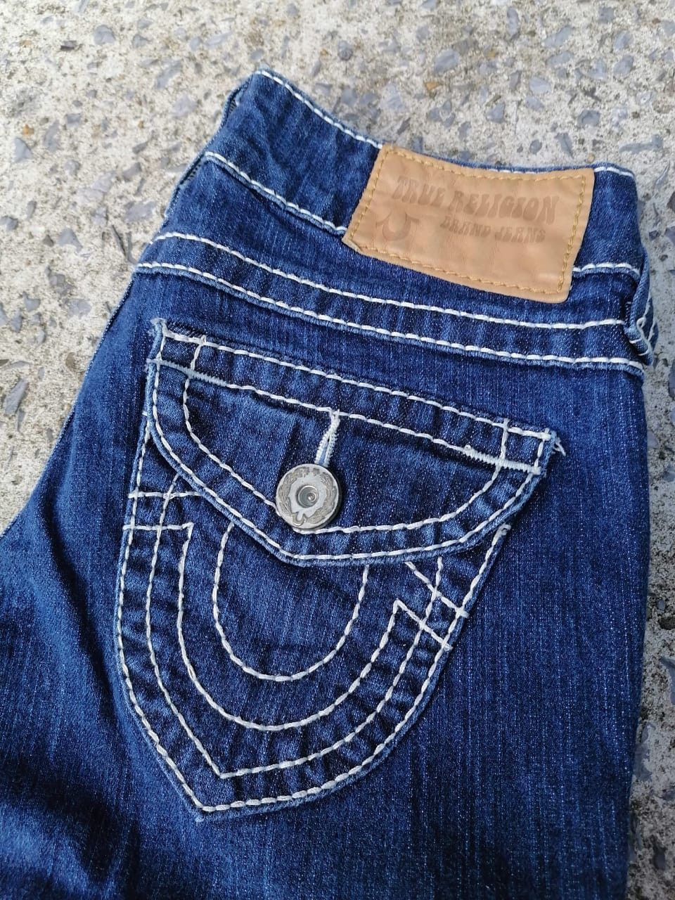 True Religion True Religion Julie Natural Big T Denim Jeans Size 27" / US 4 / IT 40 - 4 Thumbnail