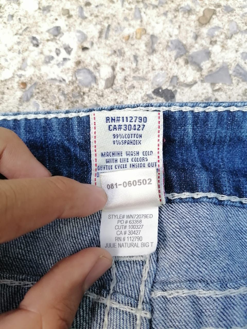 True Religion True Religion Julie Natural Big T Denim Jeans Size 27" / US 4 / IT 40 - 3 Thumbnail