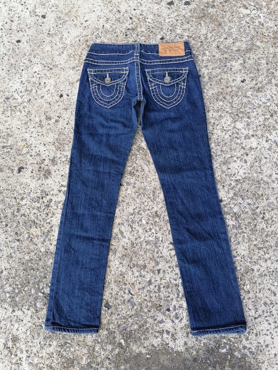 True Religion True Religion Julie Natural Big T Denim Jeans Size 27" / US 4 / IT 40 - 5 Thumbnail