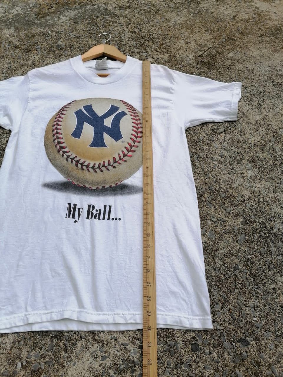 MLB × New York Yankees × Vintage Vintage 90s New York Yankees My Ball My House Tee Size US M / EU 48-50 / 2 - 5 Thumbnail
