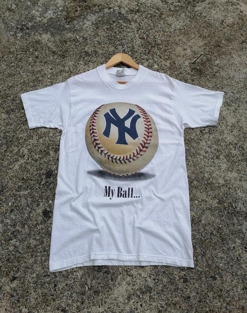 MLB × New York Yankees × Vintage Vintage 90s New York Yankees My Ball My House Tee Size US M / EU 48-50 / 2 - 1 Thumbnail