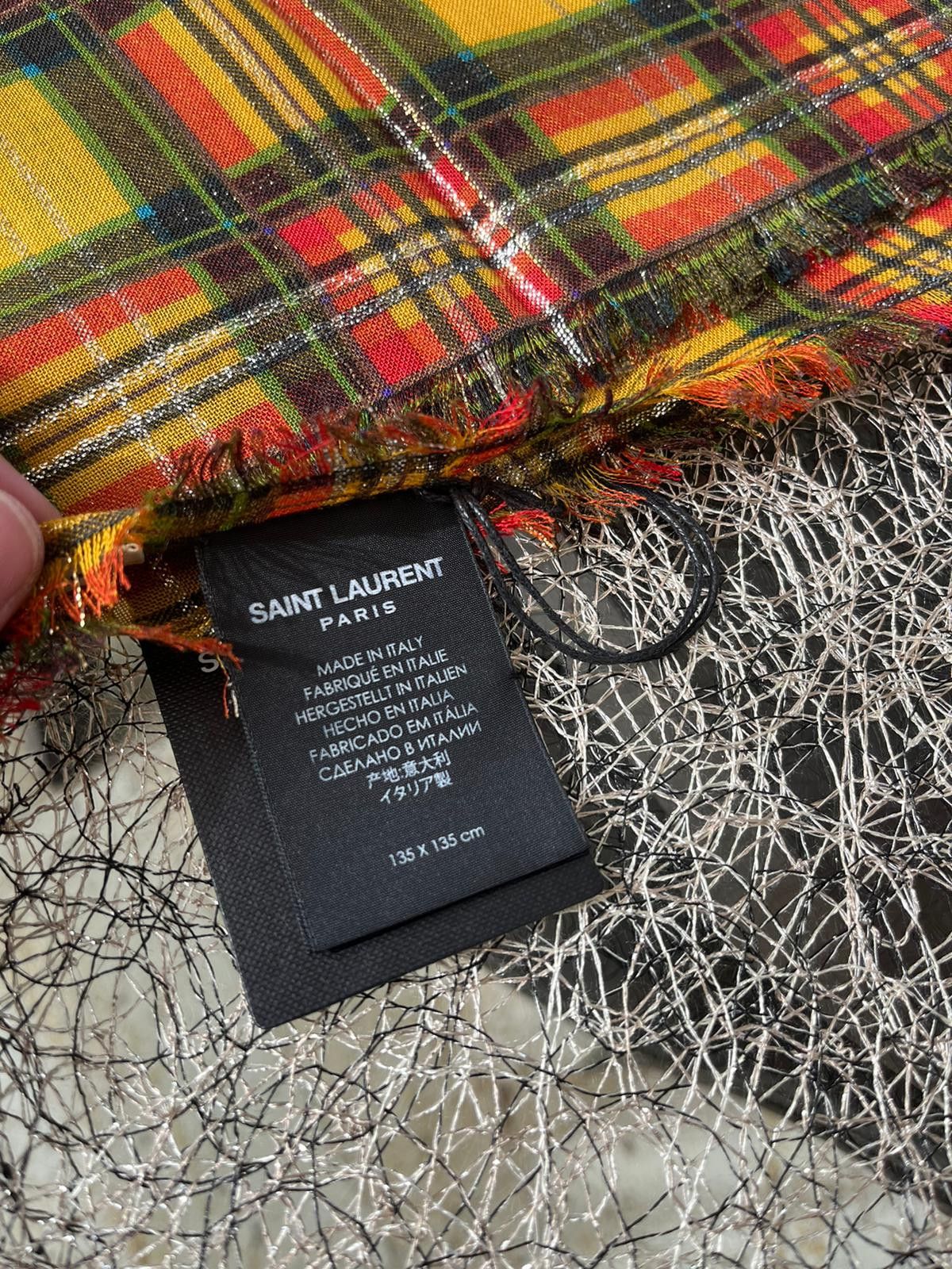 Shawl Grand Carre Checker Pattern in Multicolor