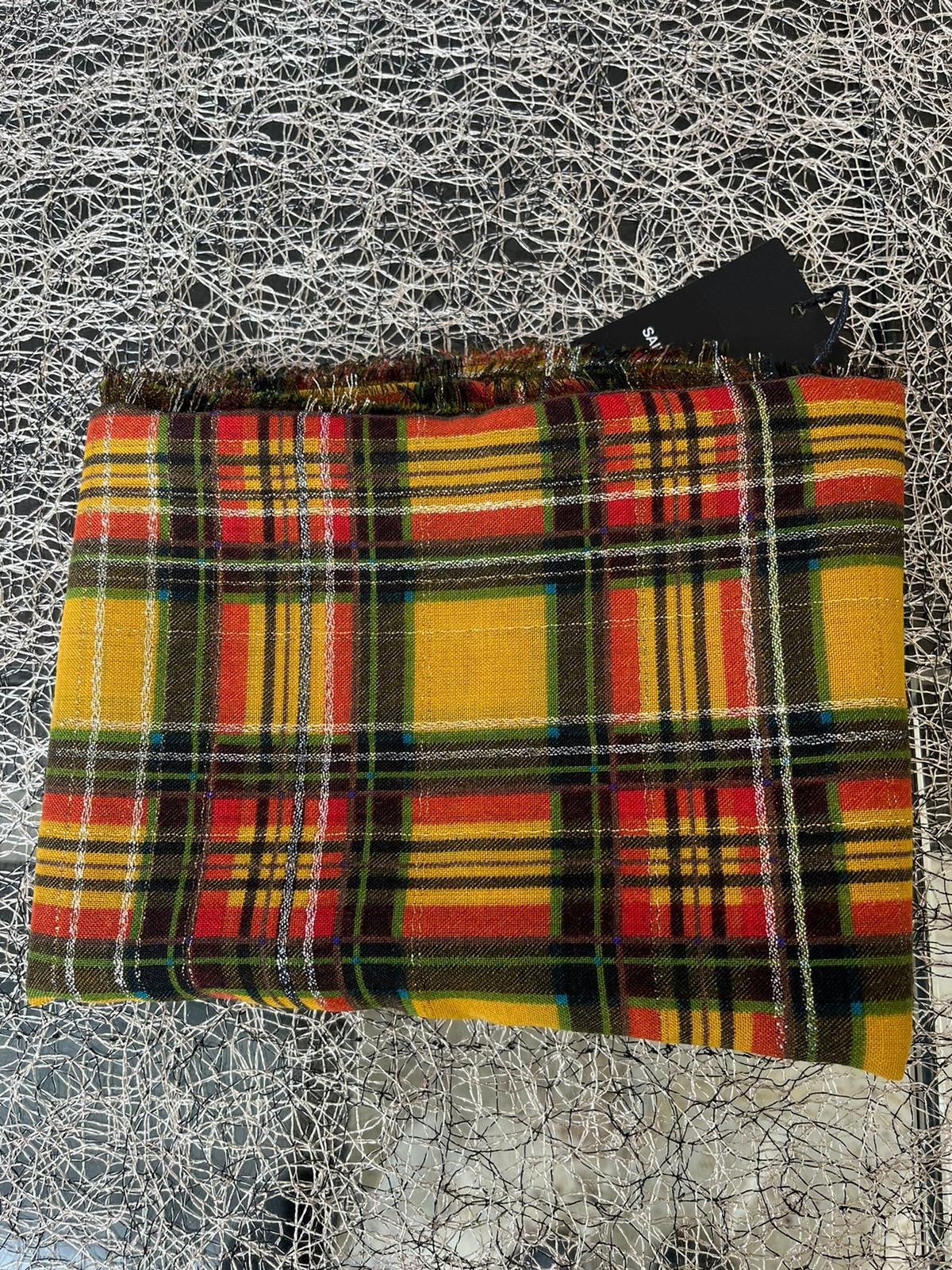 Shawl Grand Carre Checker Pattern in Multicolor