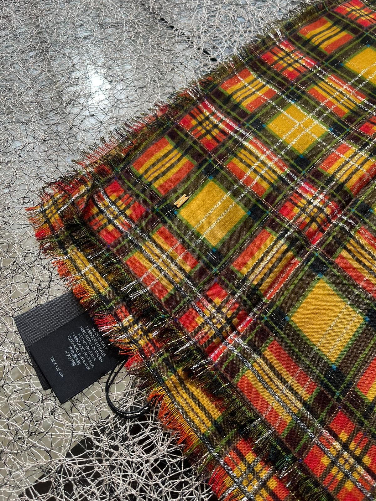 Shawl Grand Carre Checker Pattern in Multicolor