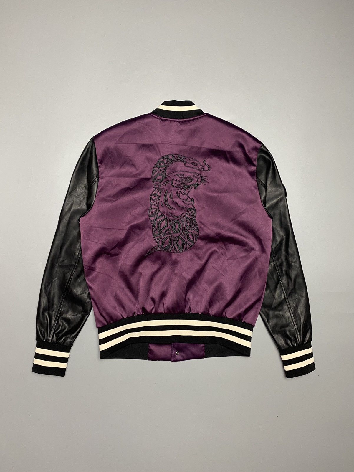 XO 🐍 Weekend H&M purple patches bomber jacket