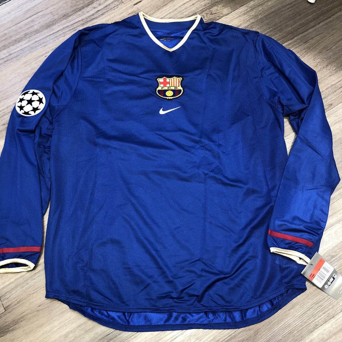 Nike × Vintage Barcelona 00/01 L/S player issue shirt #10