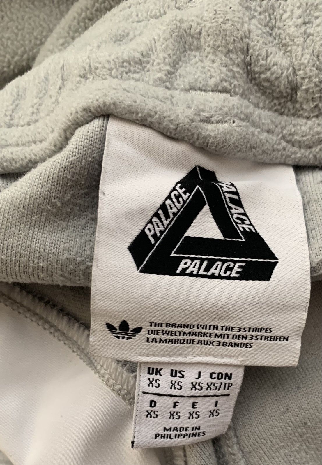 Palace Rare Palace x adidas fleece pants Size US 30 / EU 46 - 4 Thumbnail