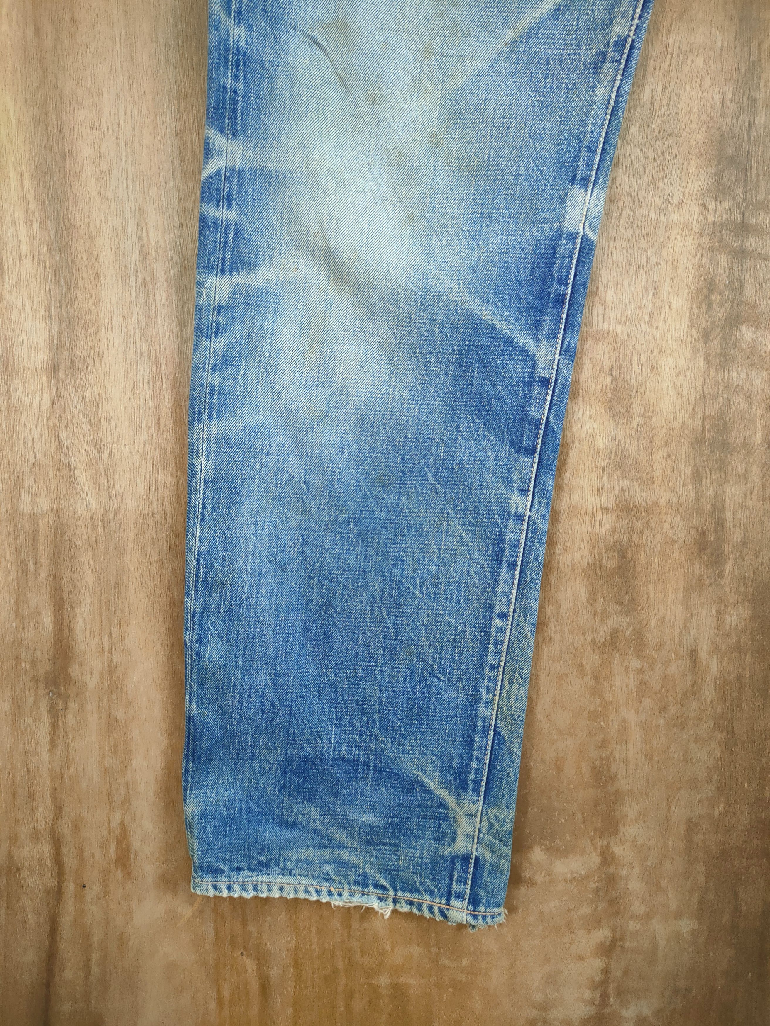 HOLLYWOOD RANCH MARKET DL Hollywood Ranch Market distressed denim jeans #46-897 Size US 32 / EU 48 - 2 Thumbnail