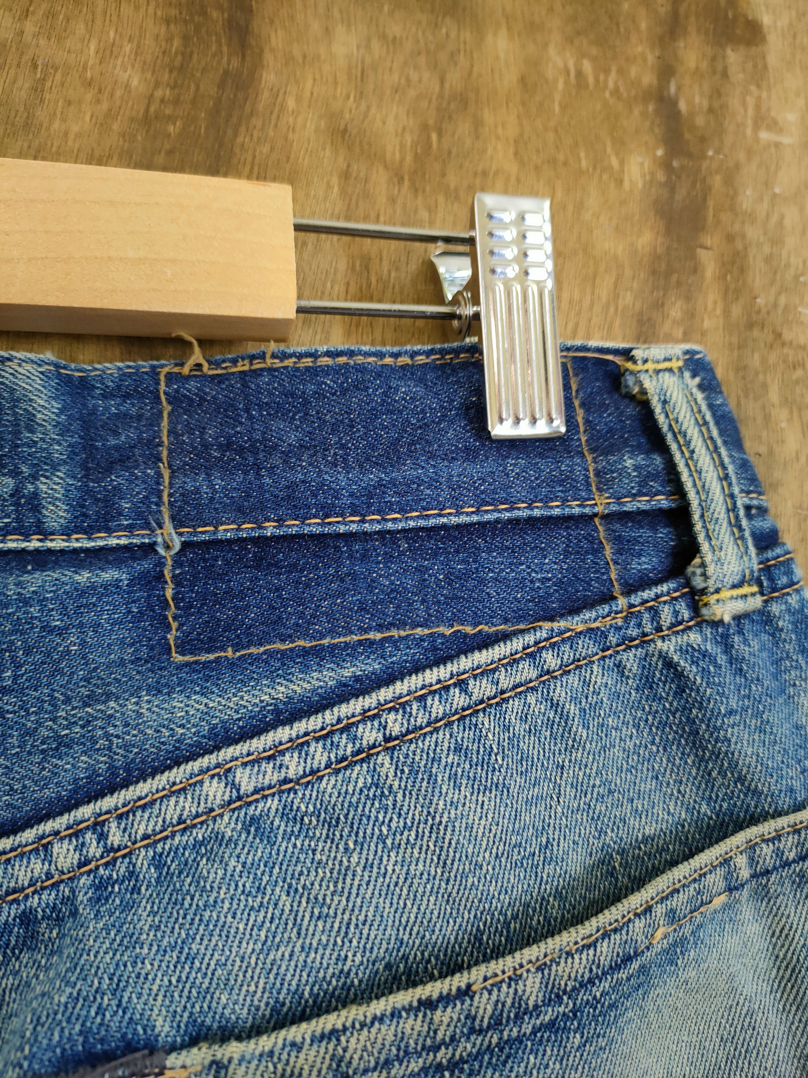 HOLLYWOOD RANCH MARKET DL Hollywood Ranch Market distressed denim jeans #46-897 Size US 32 / EU 48 - 15 Thumbnail