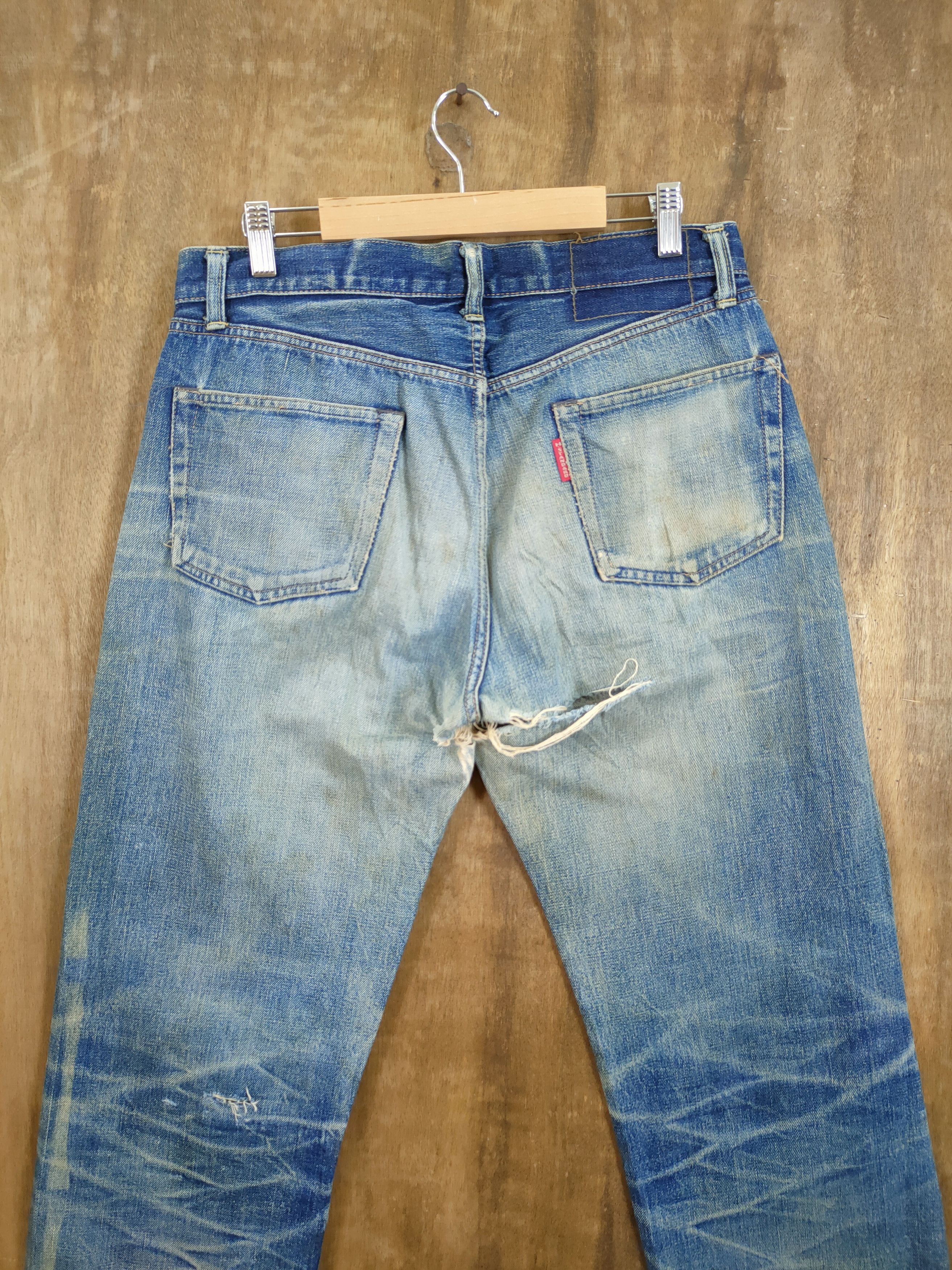 HOLLYWOOD RANCH MARKET DL Hollywood Ranch Market distressed denim jeans #46-897 Size US 32 / EU 48 - 12 Thumbnail