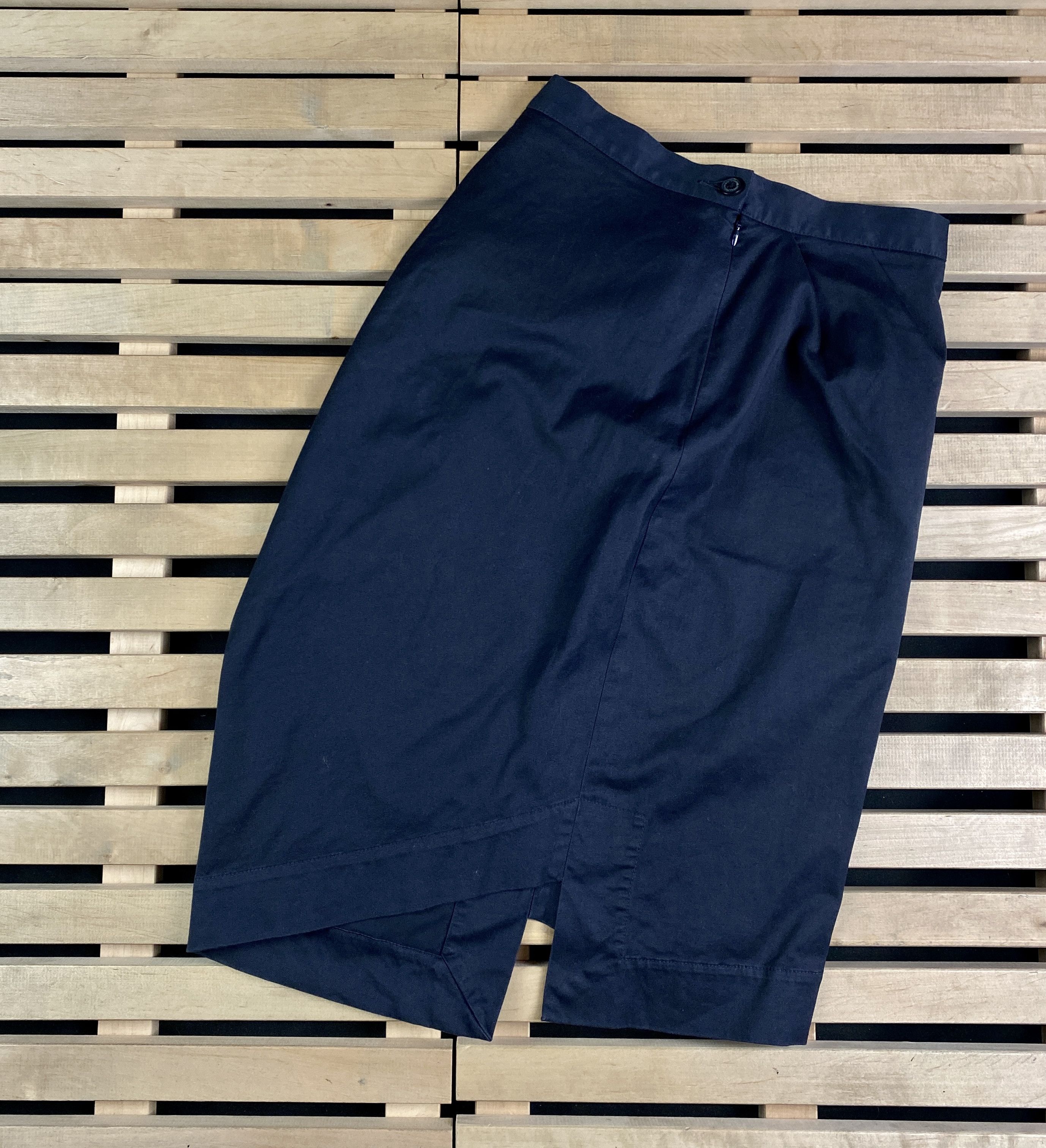 Vivienne Westwood Womens Skirt Vivienne Westwood Size 42 Size 42" / US 20 - 1 Thumbnail