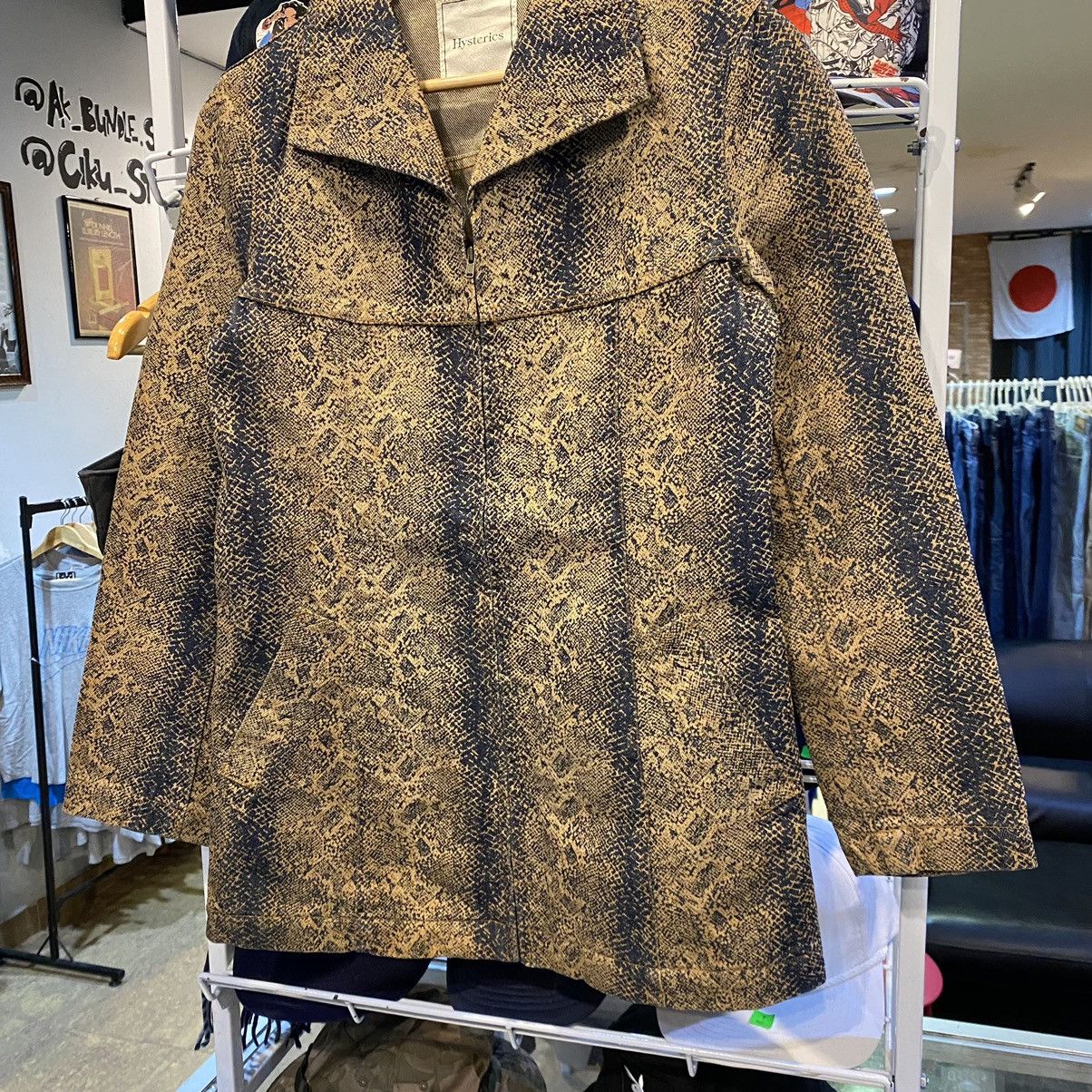 Hysteric Glamour × Vintage SAMPLE Hysteric Glamour Snake Design Denim Jacket Like New Size S / US 4 / IT 40 - 5 Thumbnail