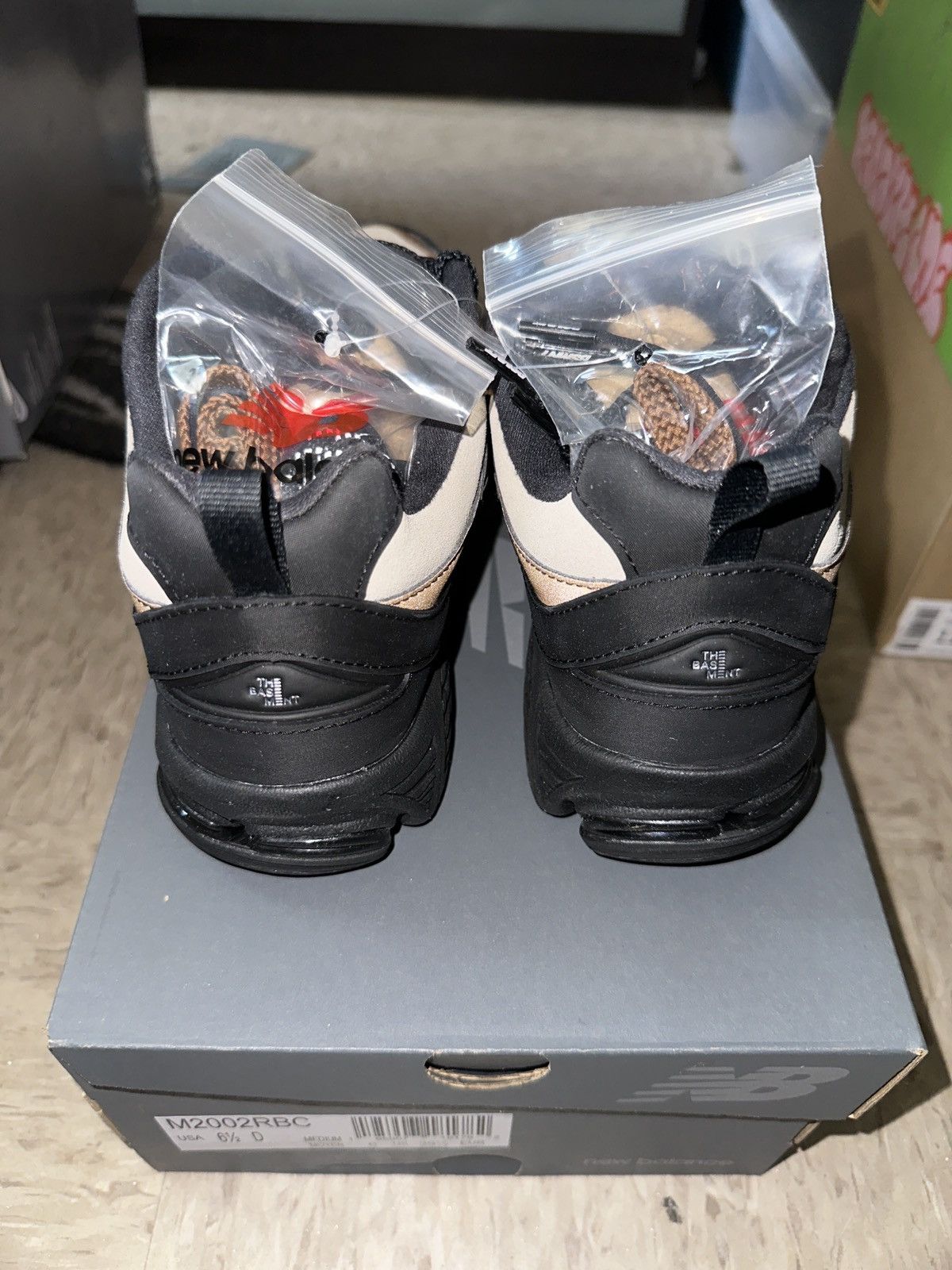 New Balance × The Basement 2022 Basement New Balance 2002R Earth Brown Size US 6.5 / EU 39-40 - 5 Thumbnail