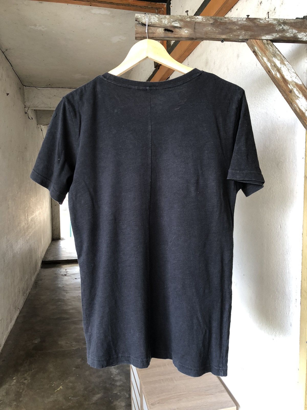 Japanese Brand Undercover x Uniqlo New Standard Family Tshirt Size US M / EU 48-50 / 2 - 14 Thumbnail