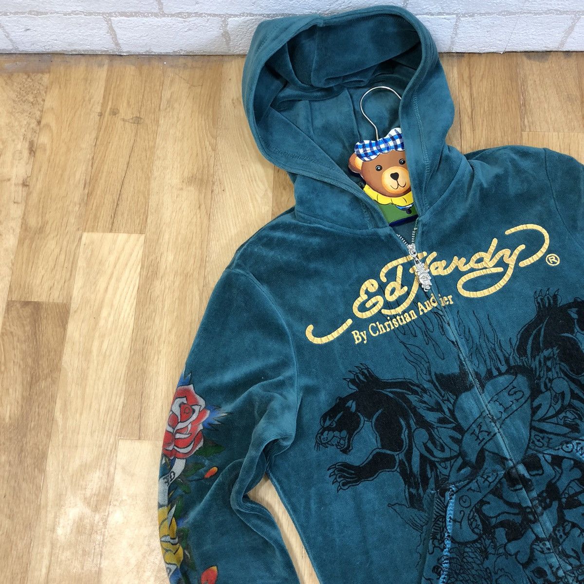 Christian Audigier Rare Vintage Ed Hardy Velvet full Zip Hoodie big logo print Size US L / EU 52-54 / 3 - 6 Thumbnail