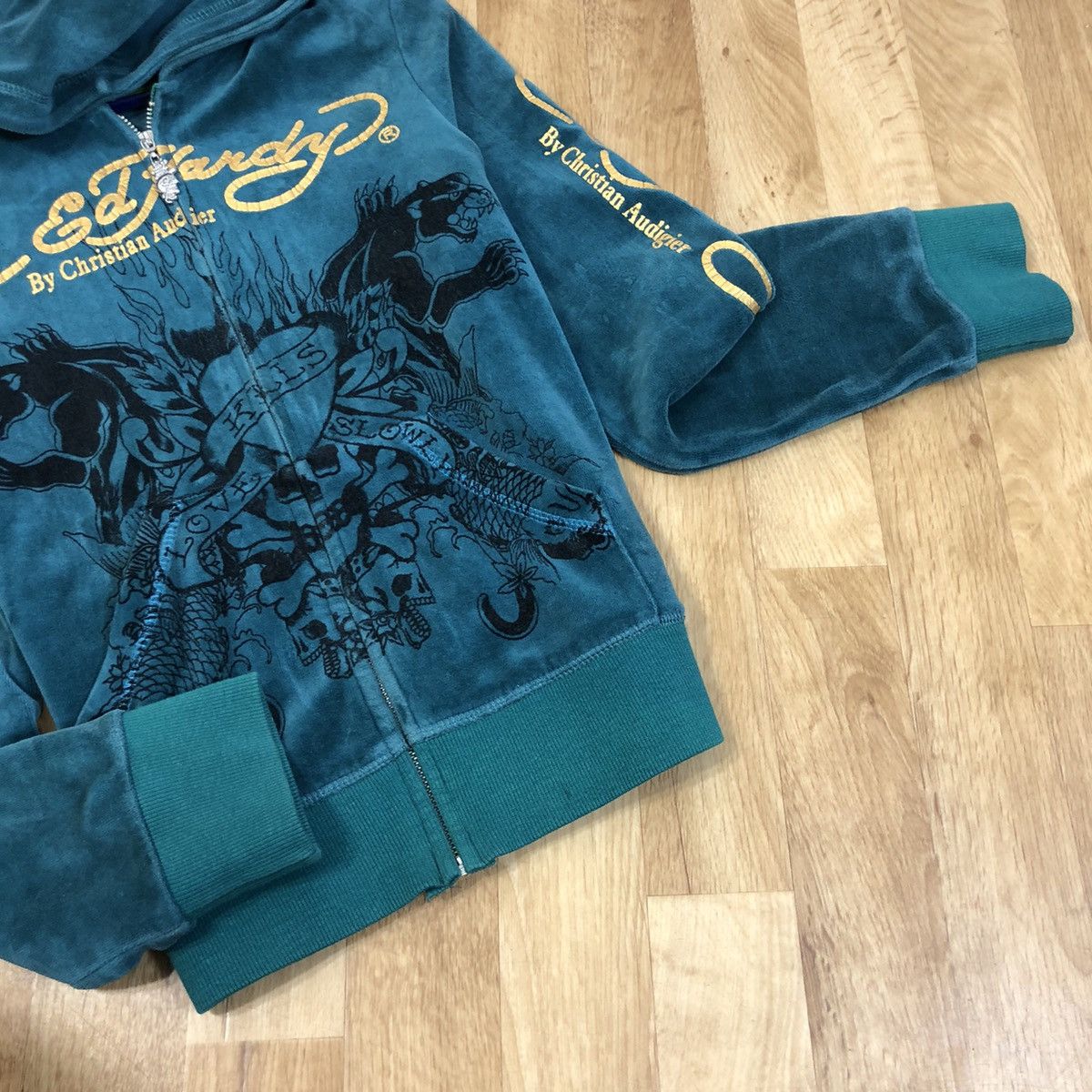 Christian Audigier Rare Vintage Ed Hardy Velvet full Zip Hoodie big logo print Size US L / EU 52-54 / 3 - 4 Thumbnail