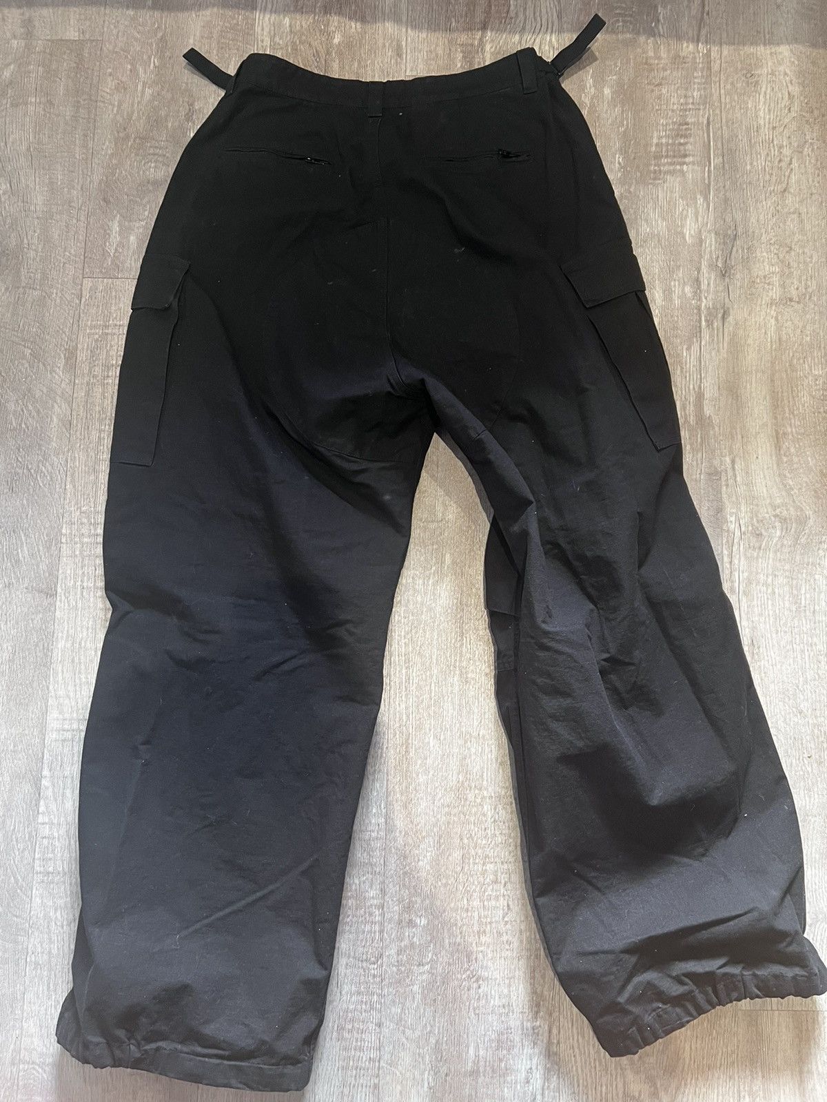 Balenciaga Balenciaga pulled cargo pants | Grailed