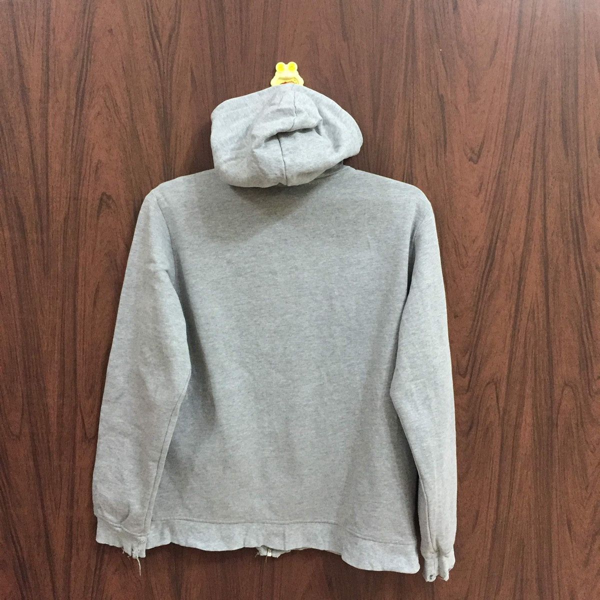Freshjive Vintage Freshjive hoodie small logo streetwear Size US M / EU 48-50 / 2 - 8 Thumbnail