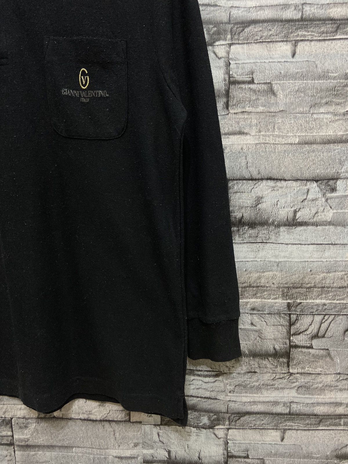 Gianni Valentino Vintage Gianni Valentino polo longsleeve embroidered size M Size US M / EU 48-50 / 2 - 5 Thumbnail