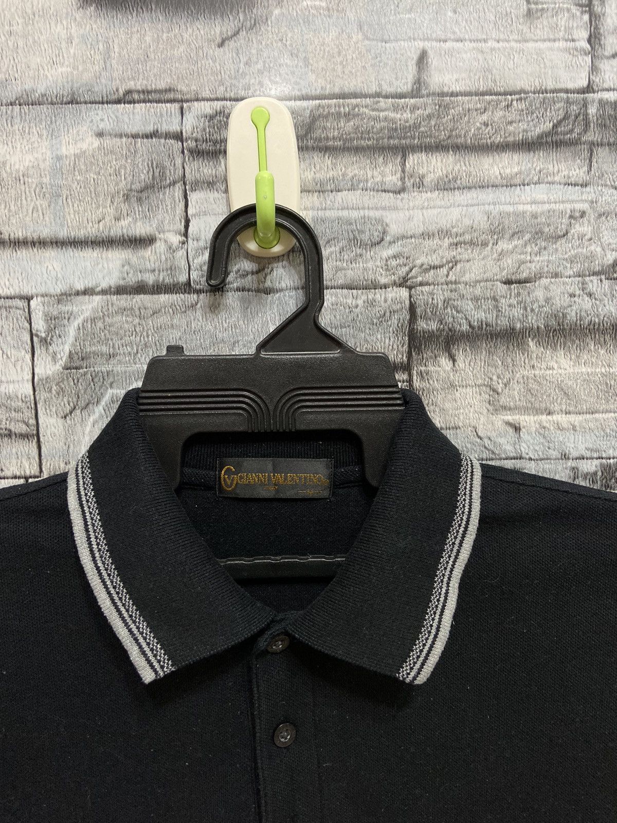 Gianni Valentino Vintage Gianni Valentino polo longsleeve embroidered size M Size US M / EU 48-50 / 2 - 3 Thumbnail