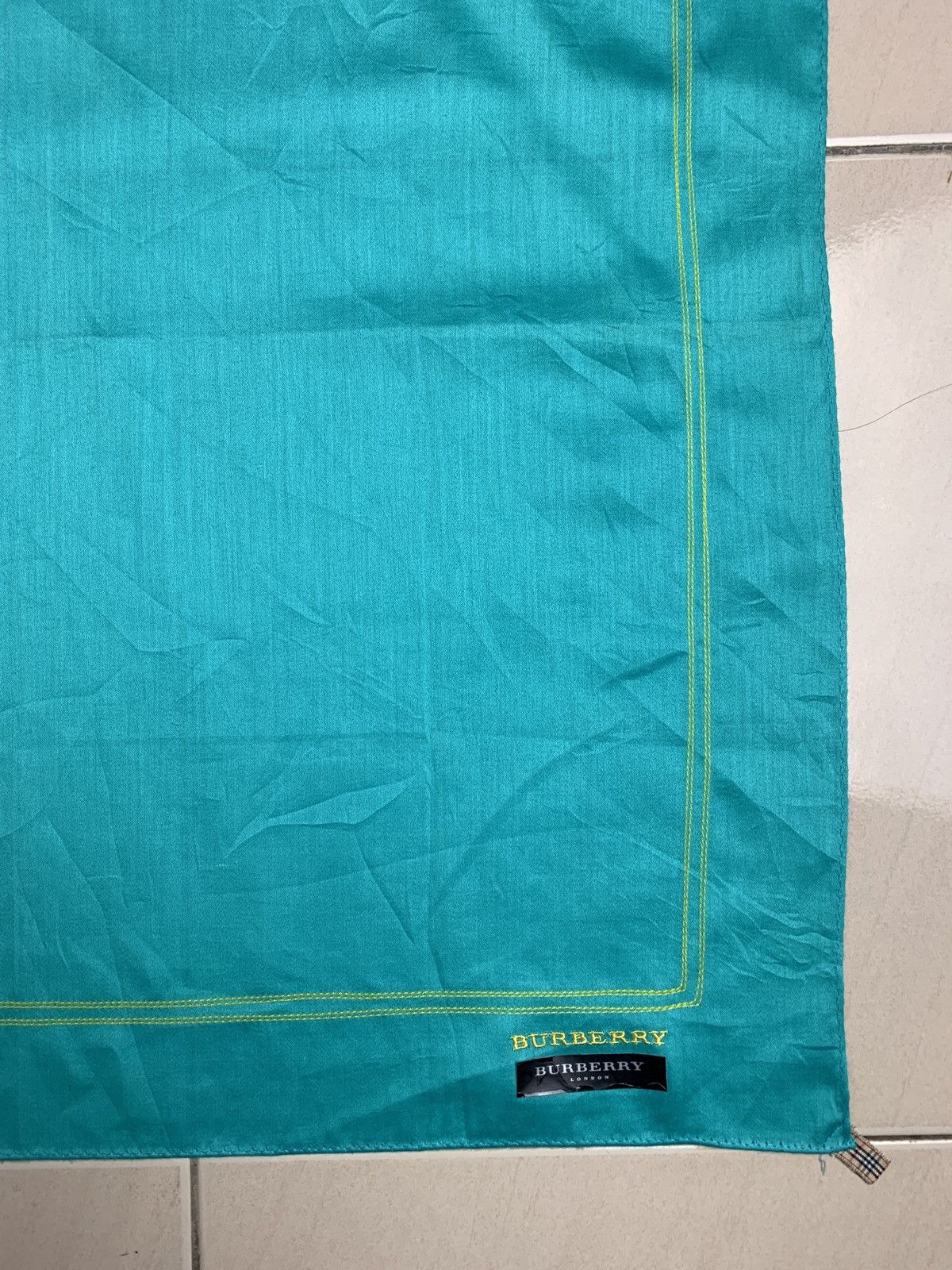 Burberry Burberry Handkerchief Pocketsquares Size ONE SIZE - 4 Thumbnail