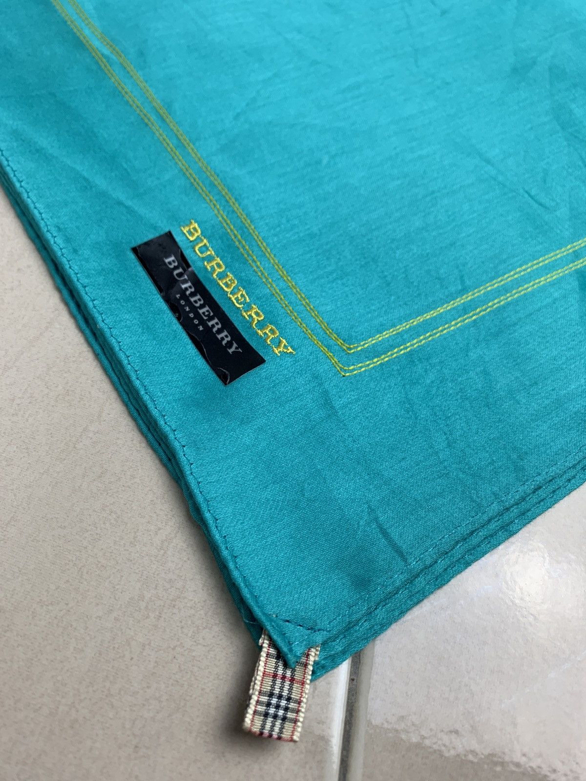 Burberry Burberry Handkerchief Pocketsquares Size ONE SIZE - 8 Thumbnail