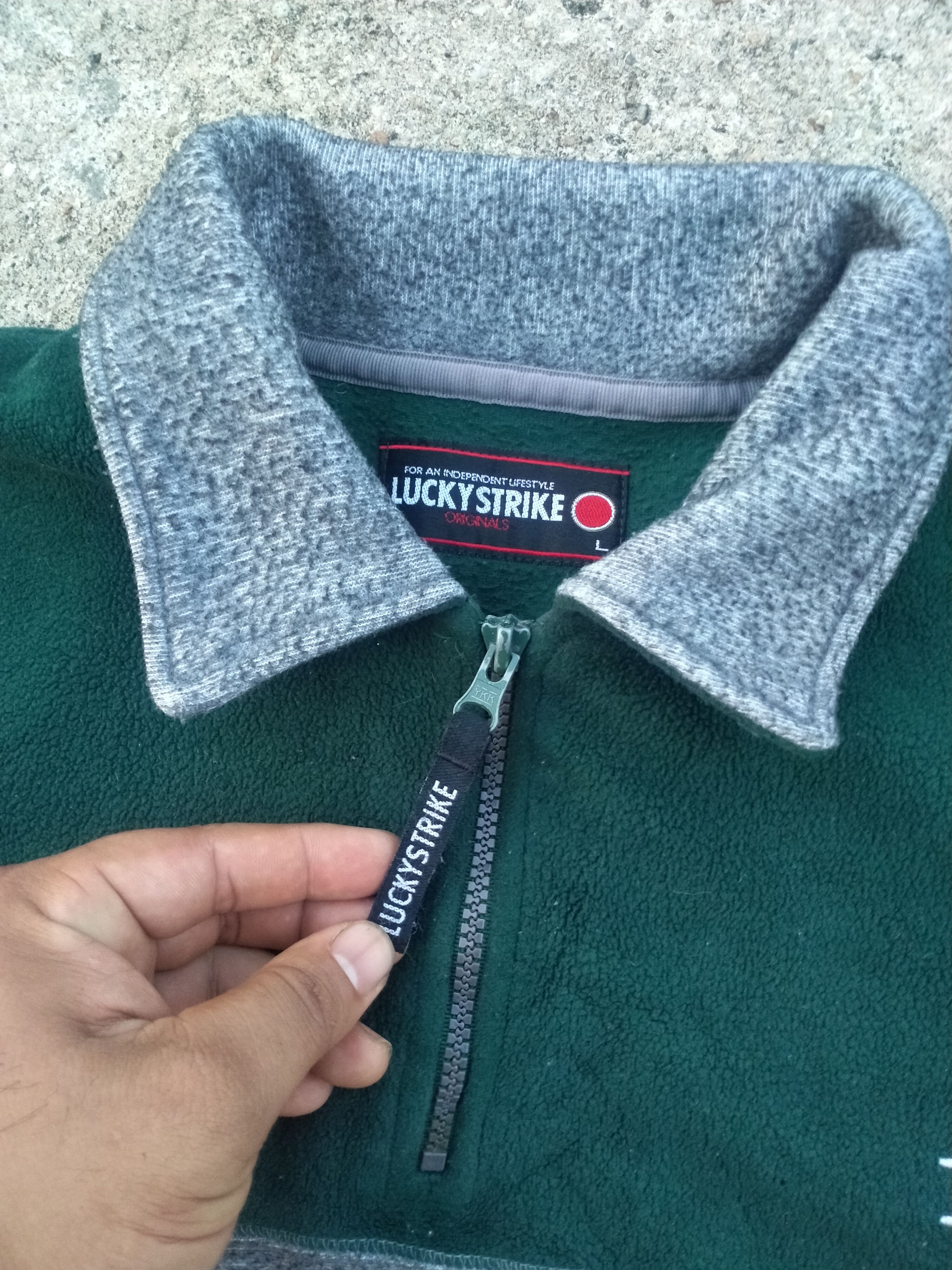 Japanese Brand VINTAGE LUCKYSTRIKE 2 TONE COLOUR FLEECE JACKET Size US L / EU 52-54 / 3 - 3 Thumbnail