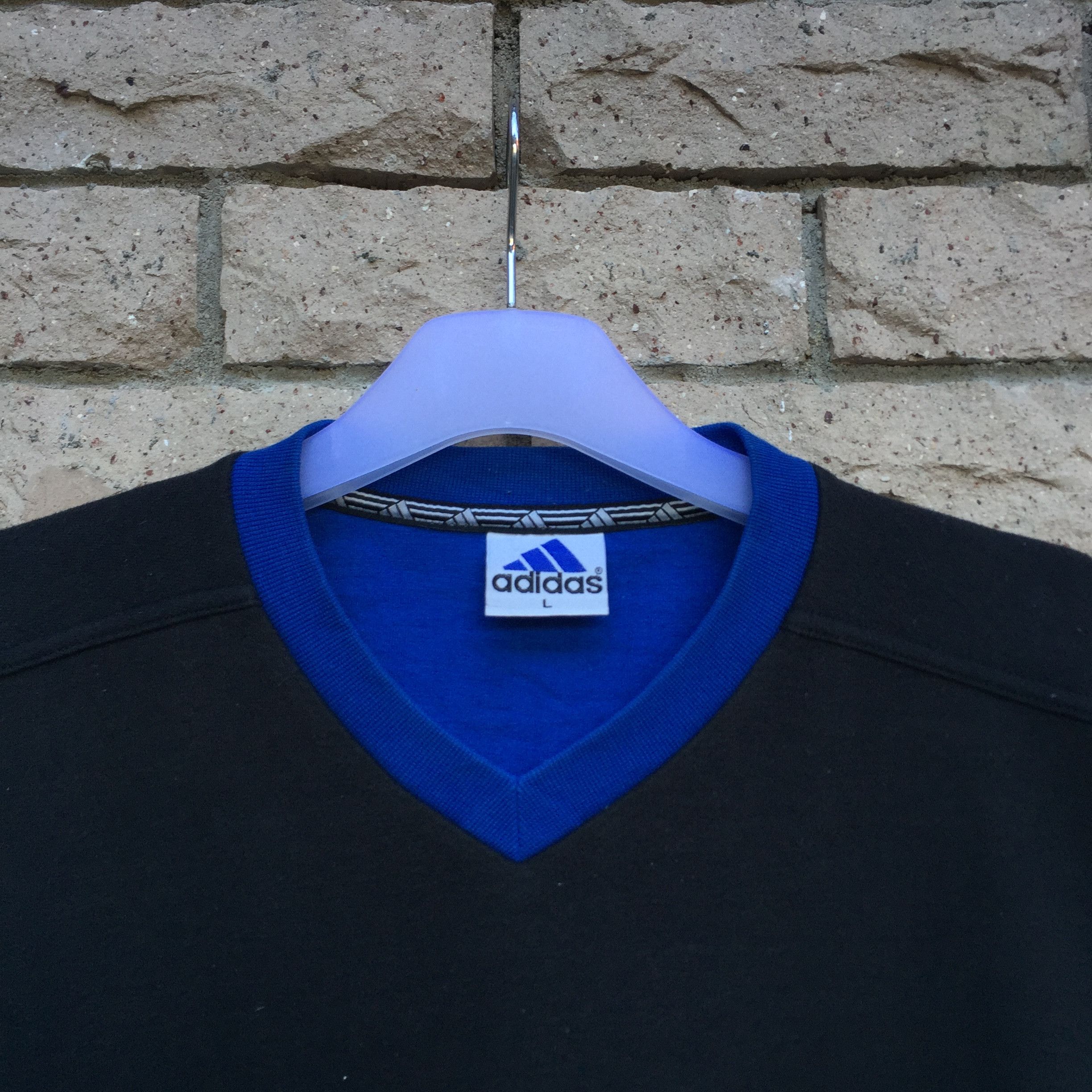 Adidas ADIDAS spell out embroidered small logo.. color block.. Size US L / EU 52-54 / 3 - 3 Thumbnail